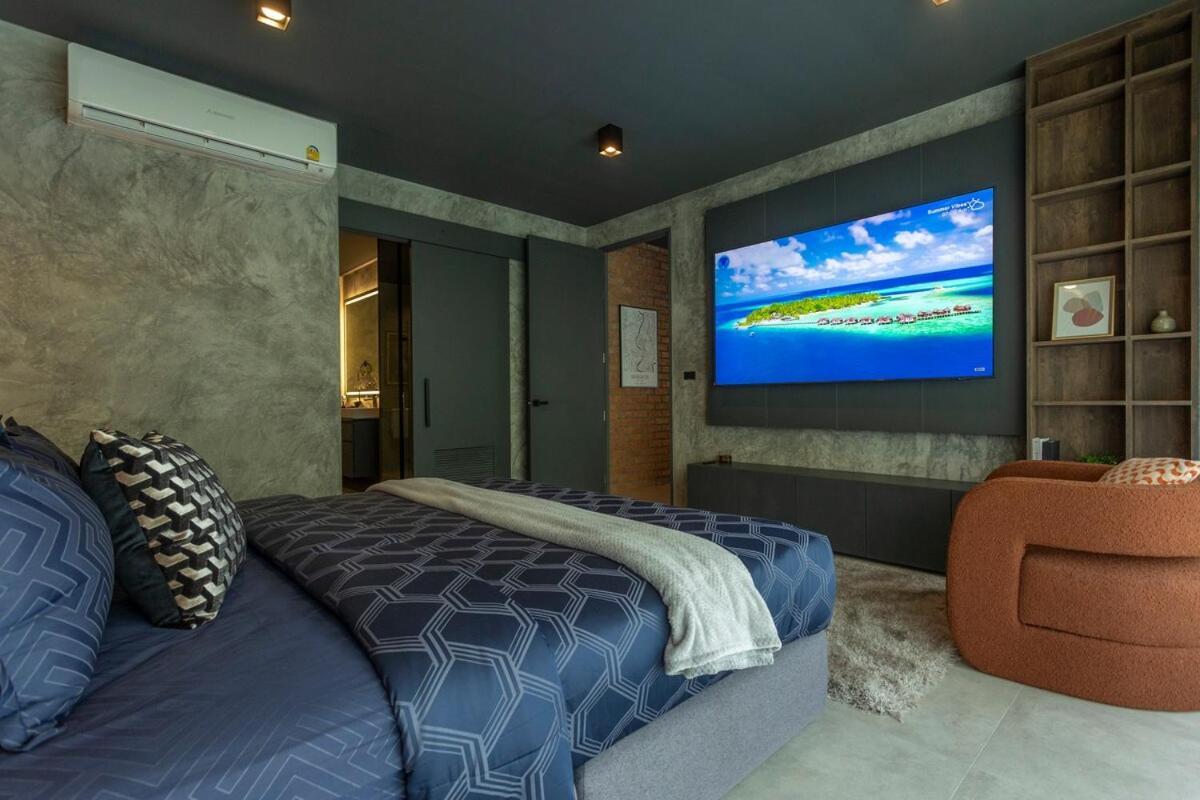 C125 Sea View Sauna Designer Furniture Apartment