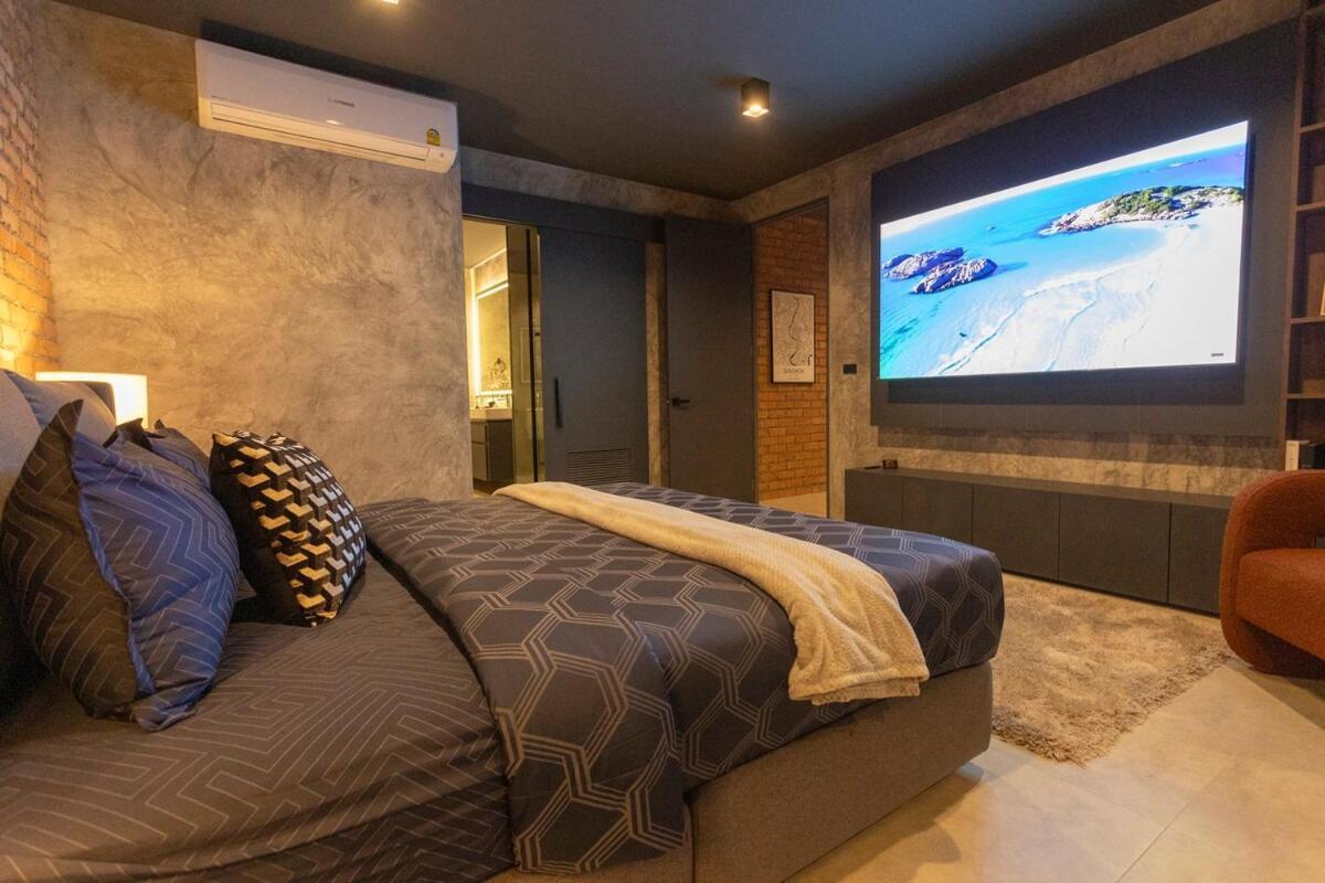 Apartment C125 Sea View Sauna Designer Furniture *