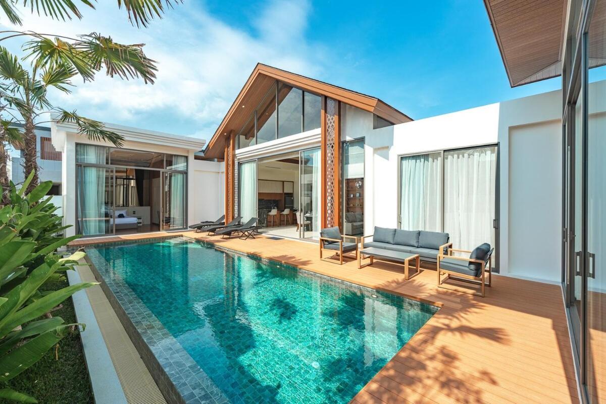 V186 Quiet Glamour Oasis 4br Poolside Sanctuary