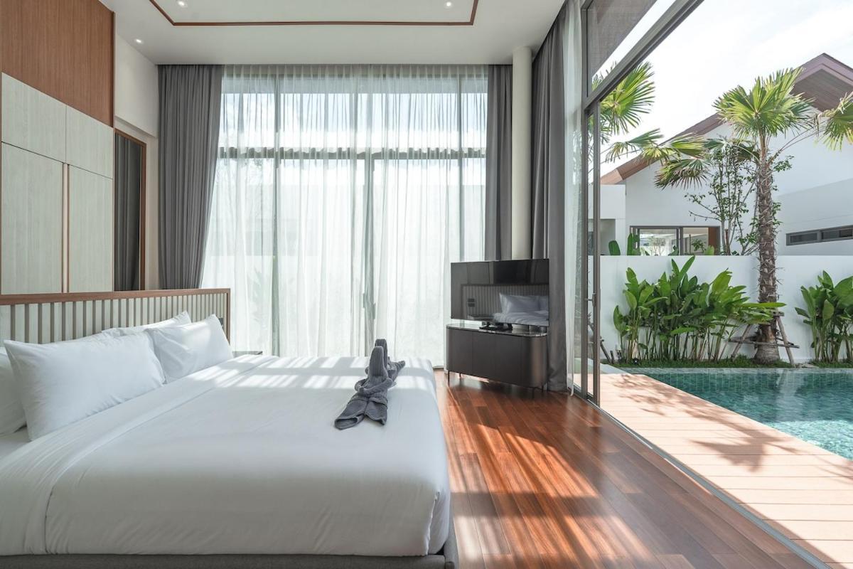 V186 Quiet Glamour Oasis 4br Poolside Sanctuary * Thalang