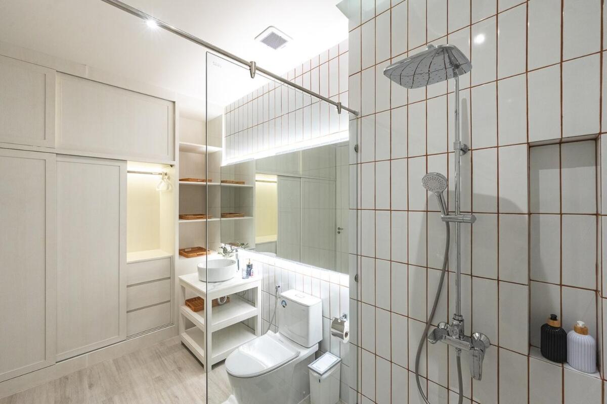 V185 New Modern With Private Pool Ban Pak Lak