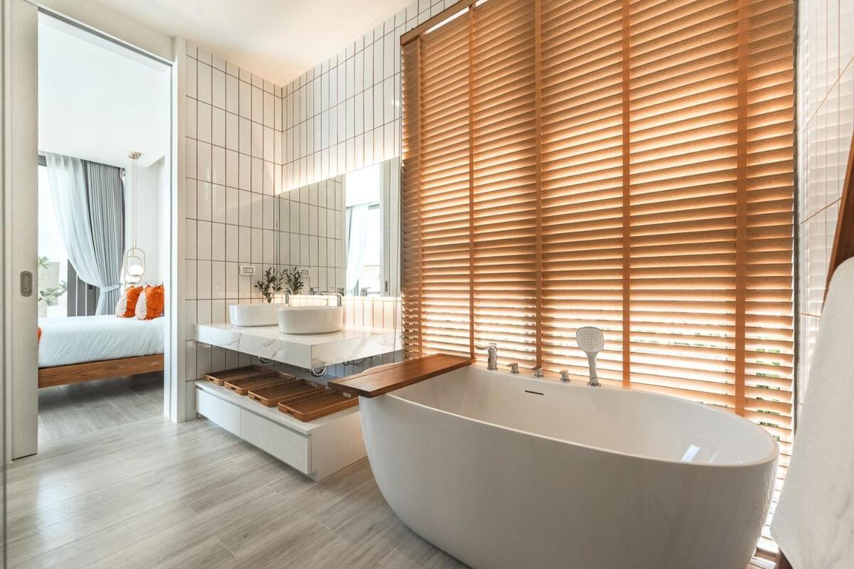 V185 New Modern With Private Pool Ban Pak Lak