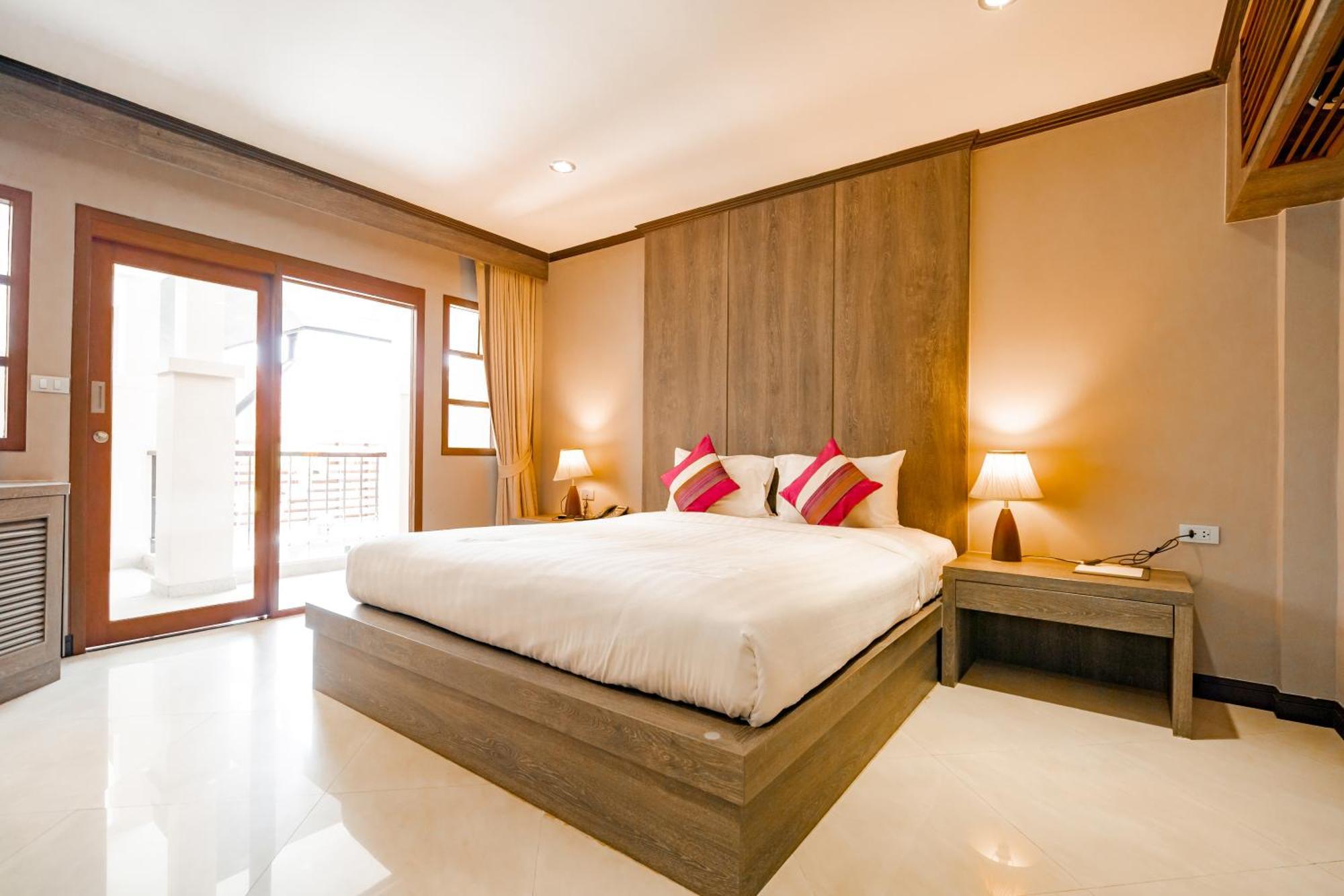 Naiya Buree Boutique Nai Harn