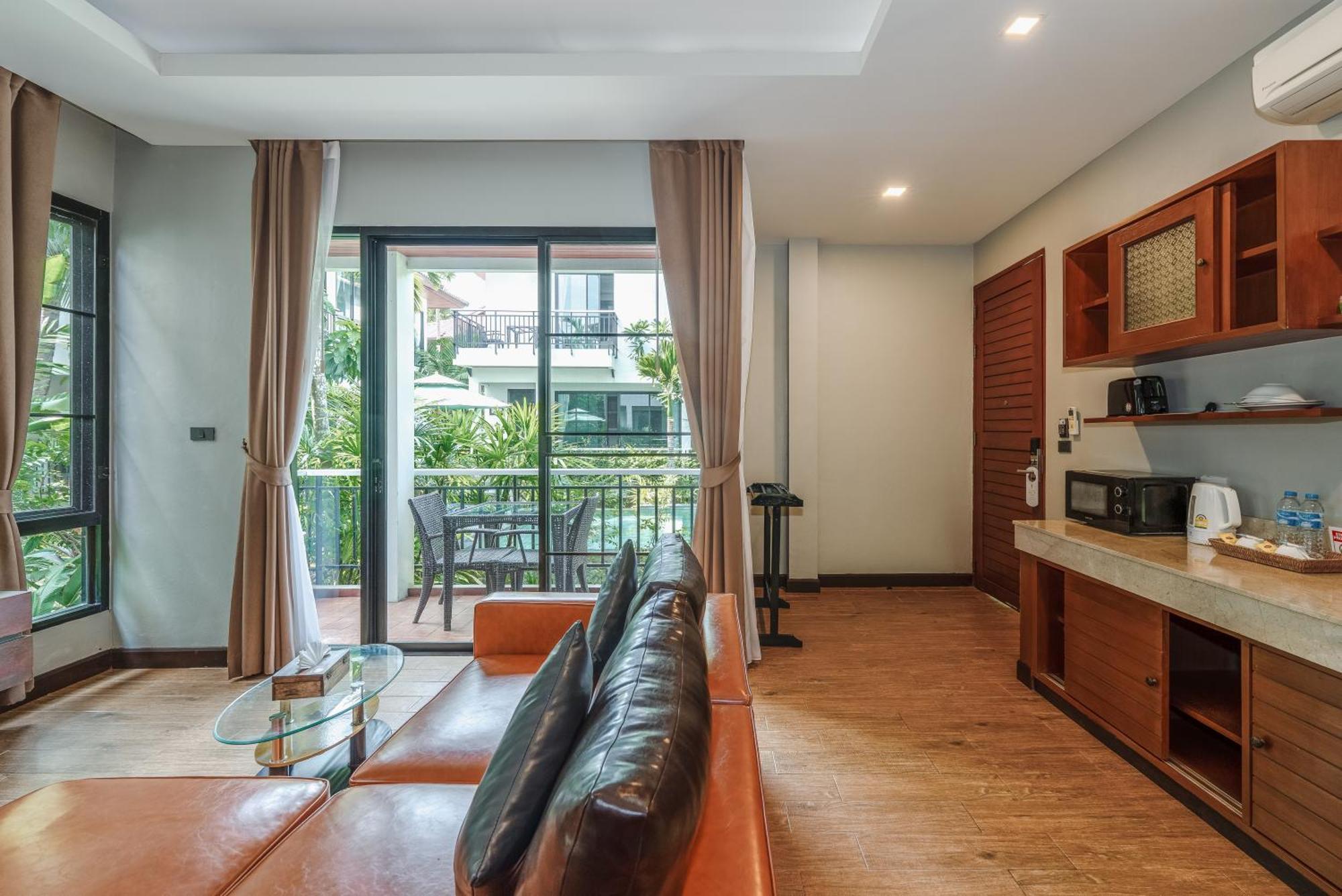 Coco Retreat Phuket And - Sha Resort 4*