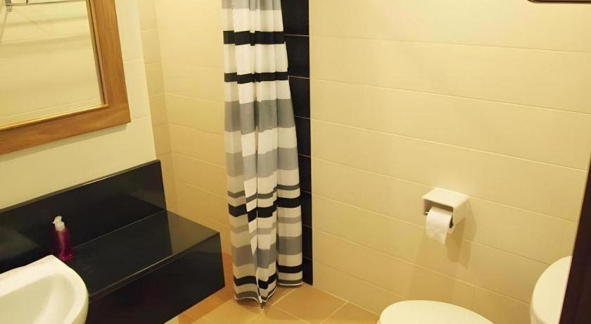 Ecozy Hotel Phuket