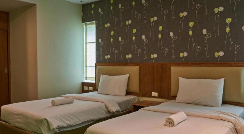 Ecozy Hotel 2*