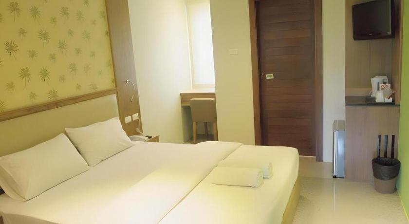 Ecozy Hotel 2*