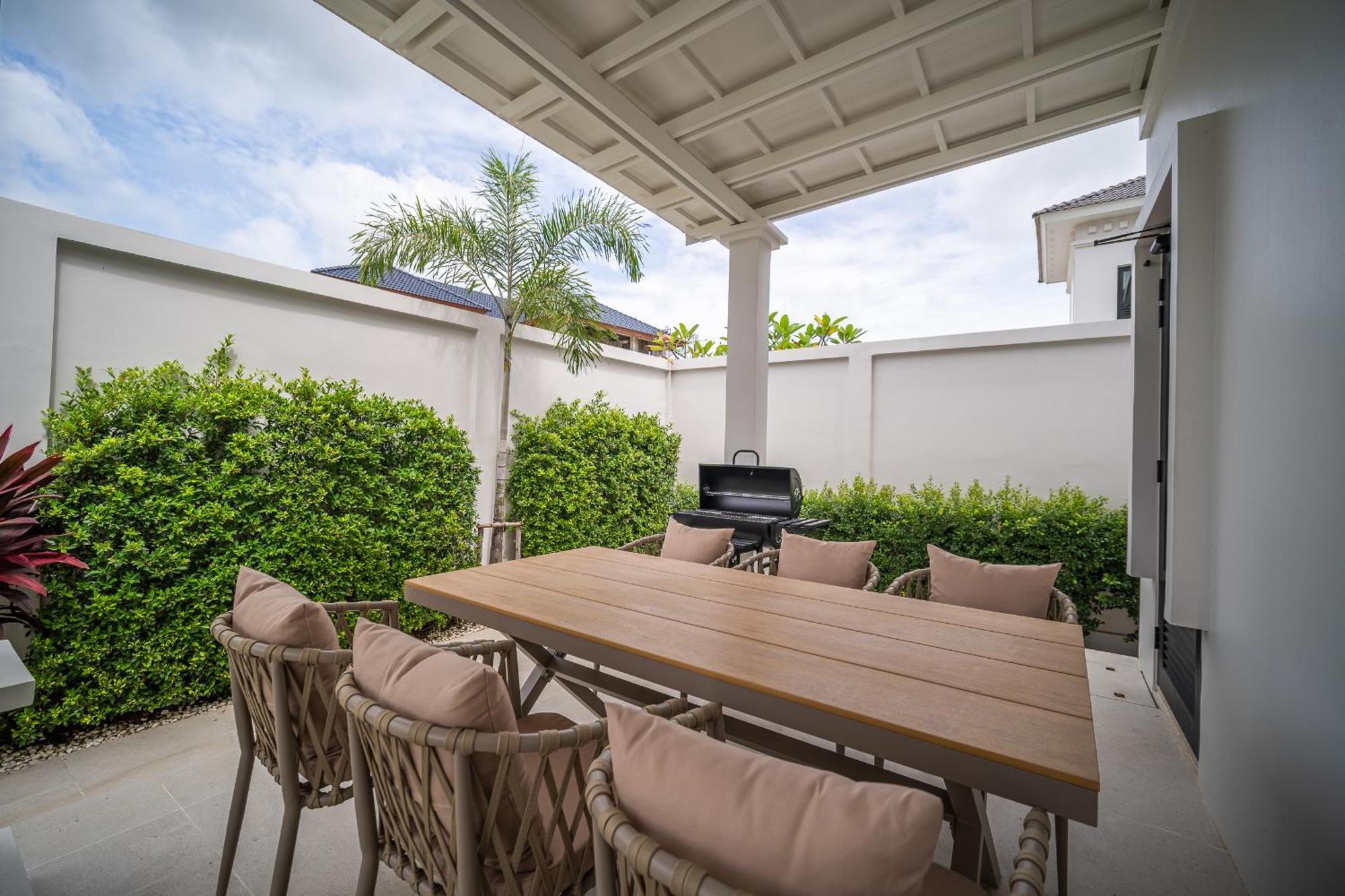 Fifth Element Pool By Nla Villa Phuket