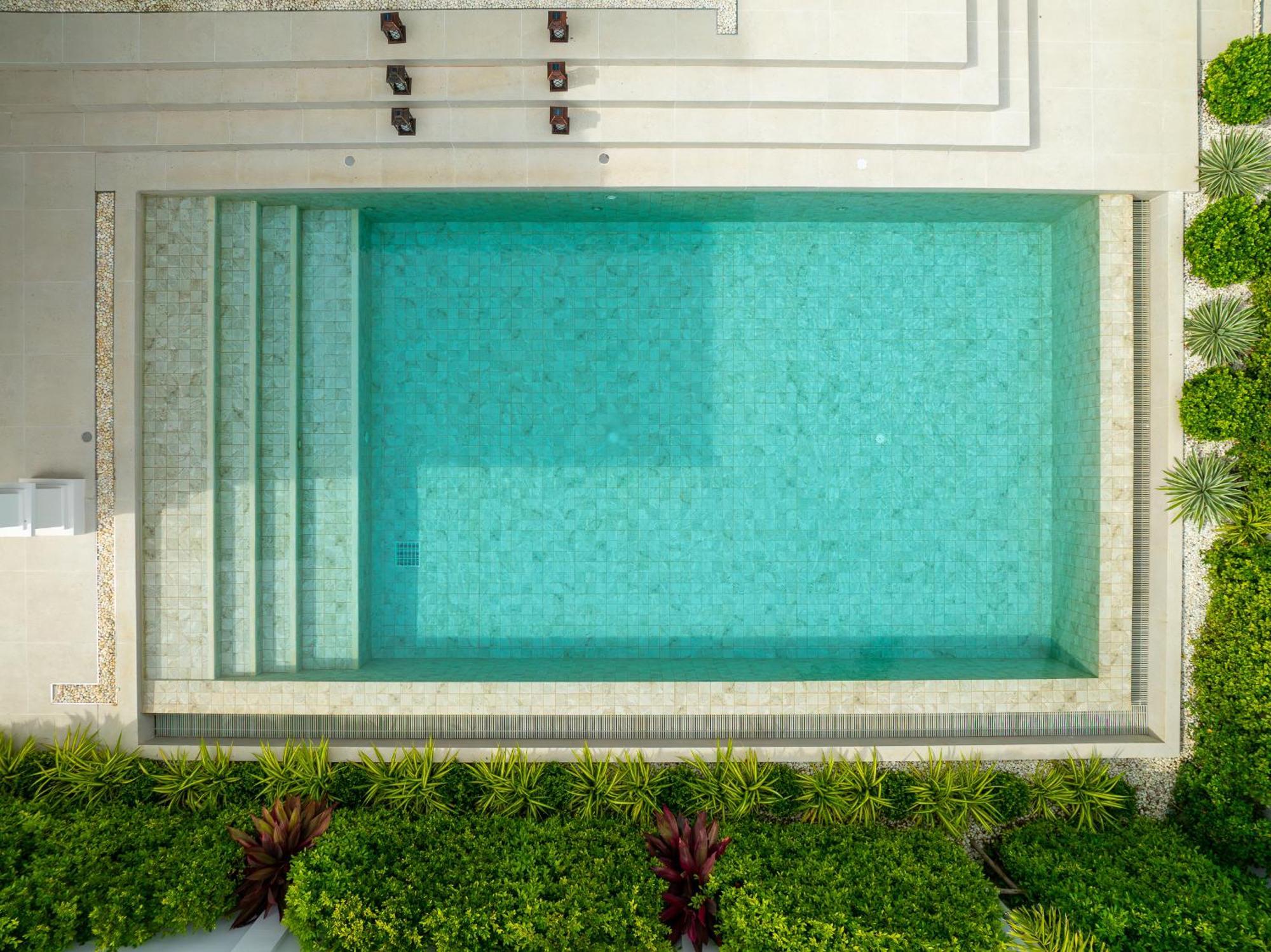 Fifth Element Pool By Nla Phuket