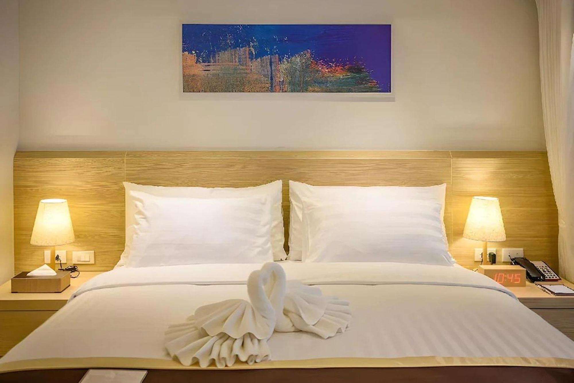 The Beachfront Phuket Hotel 5*