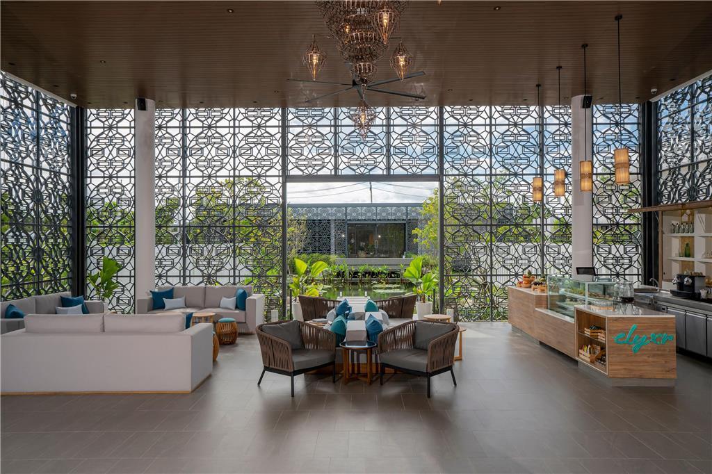 Melia Phuket 5*
