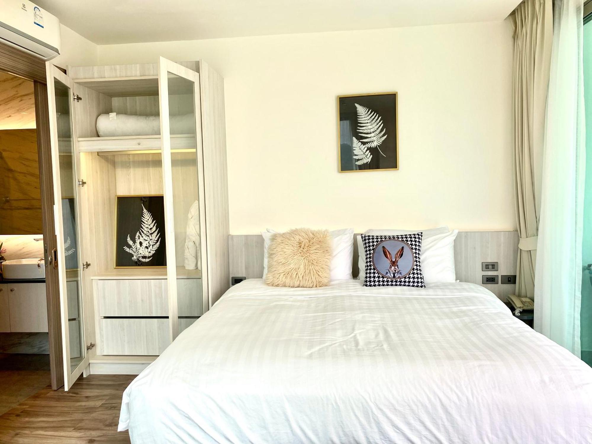 Oceana Sea View -
