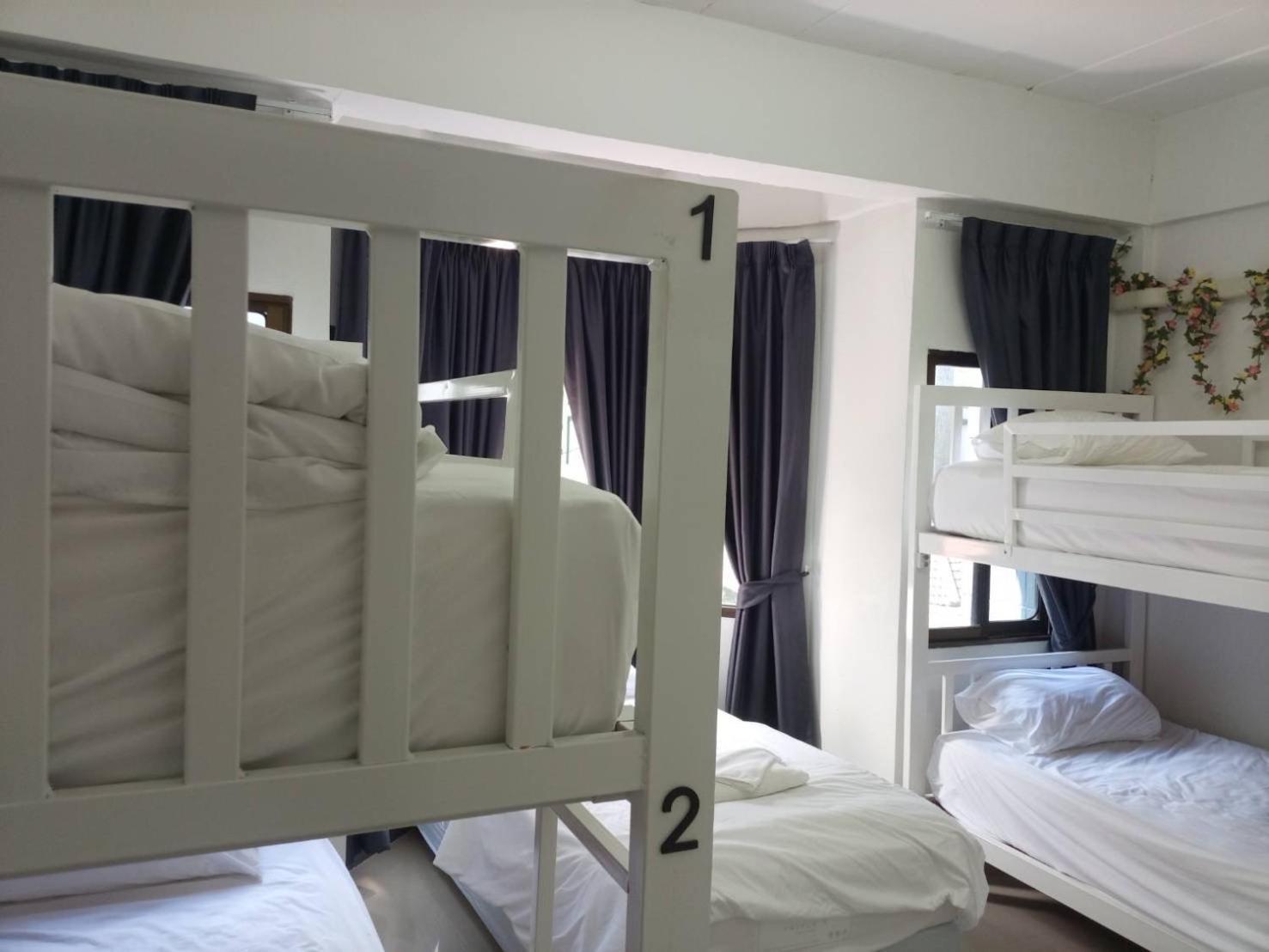 Hotel Montana & Phuket 3*
