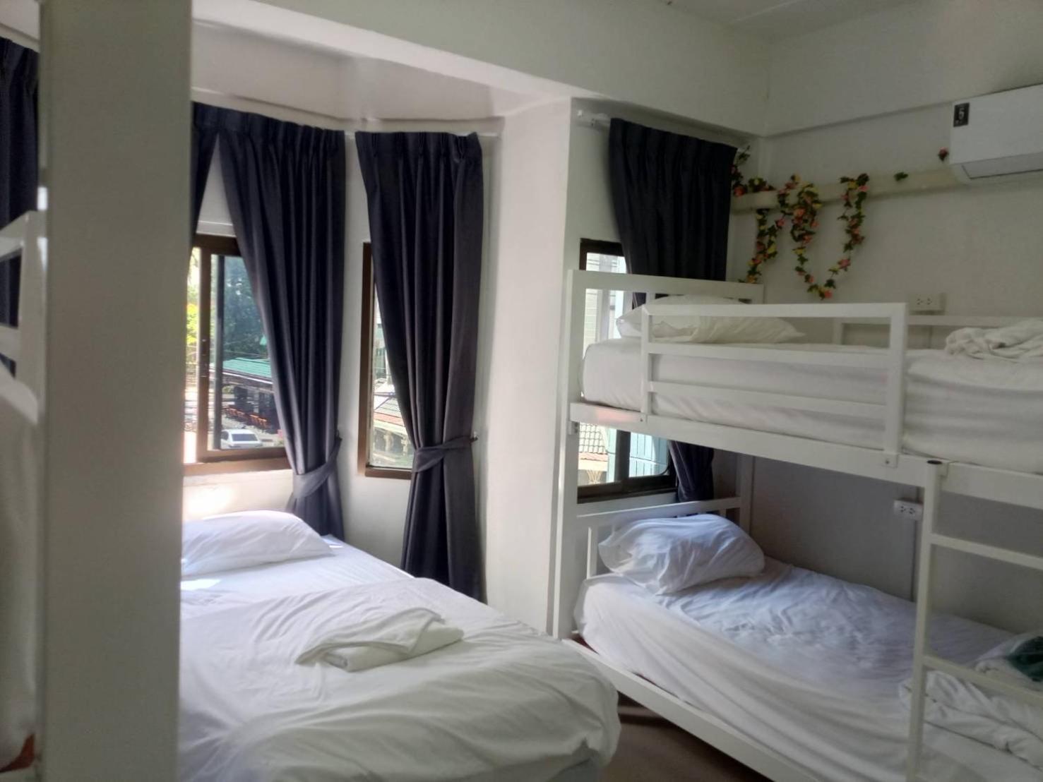 Montana & Phuket Hotel
