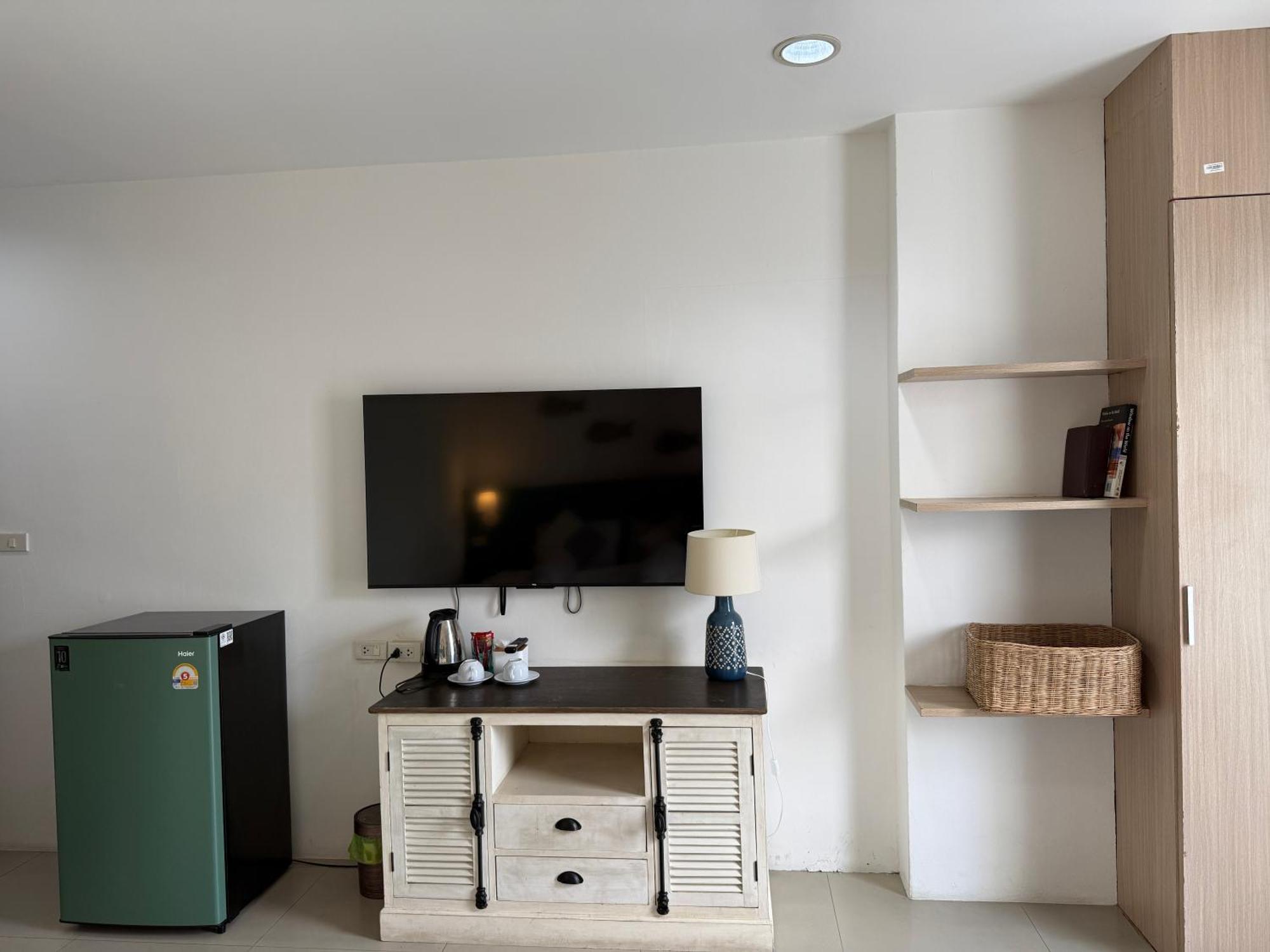 Five Loaves Beds Hotel 3*