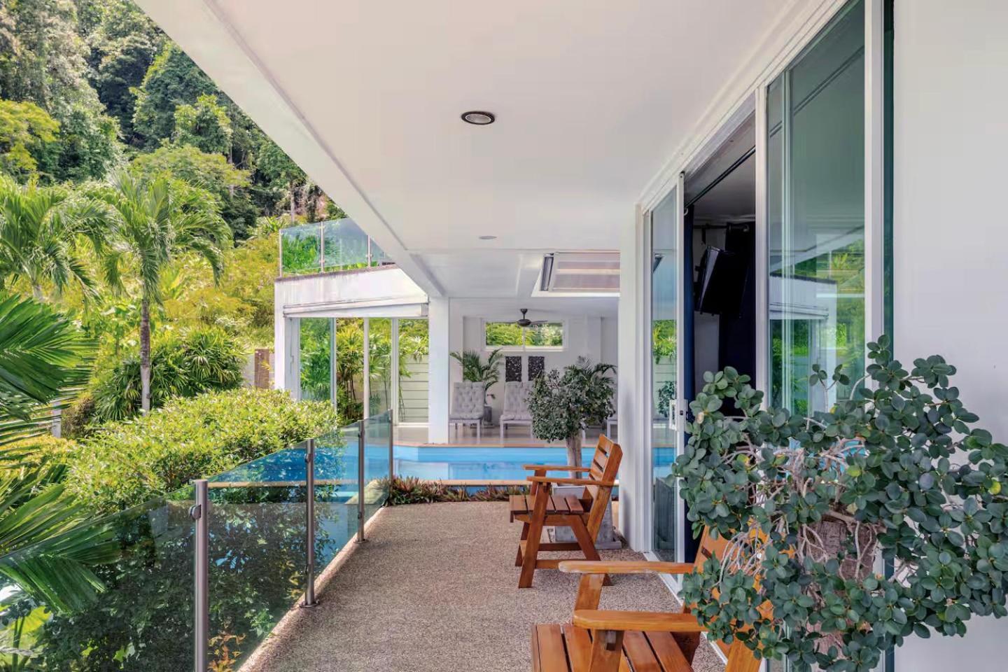 Heights Vila Pantai Kamala