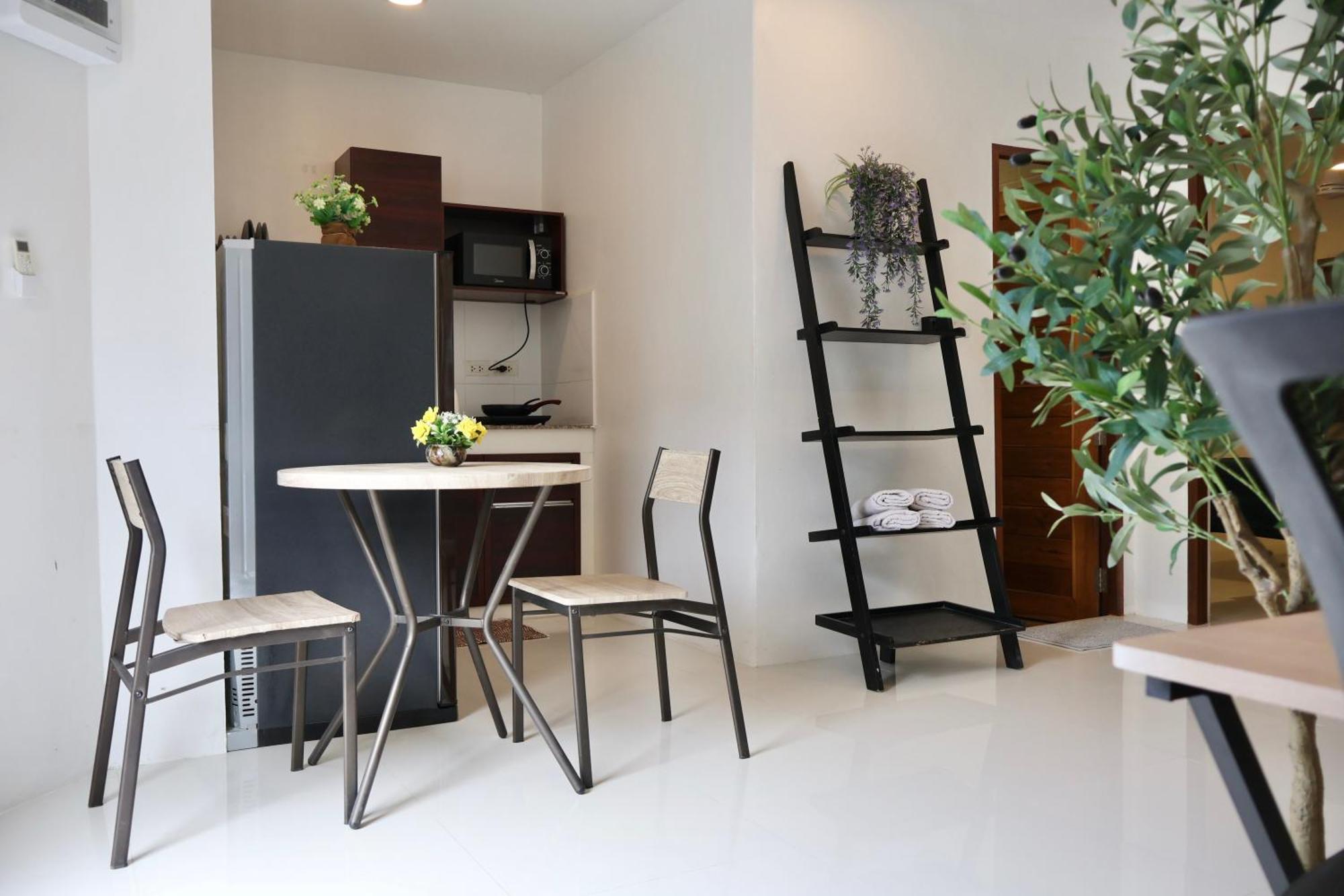 Chonlada - 2 Bedroom Pool Access - Vakantiehuis