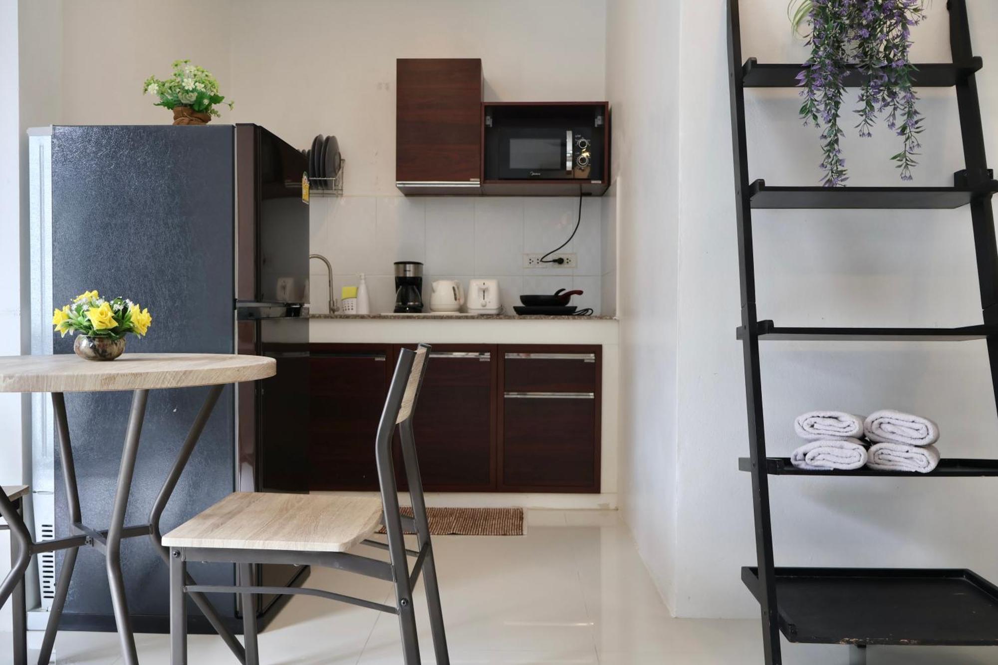 Chonlada - 2 Bedroom Pool Access - * Kamala Beach