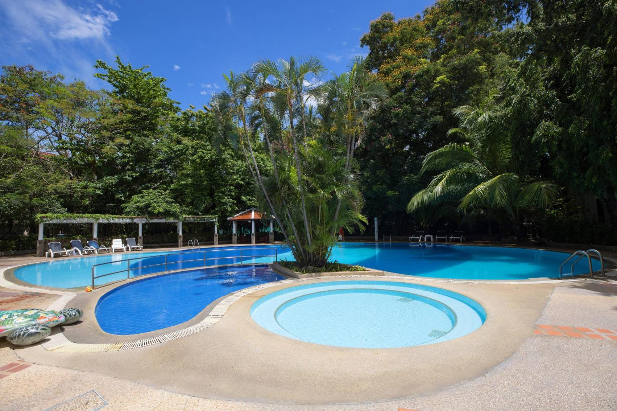 Apartment Chic Design & Full Seaview 2br 16c, Near