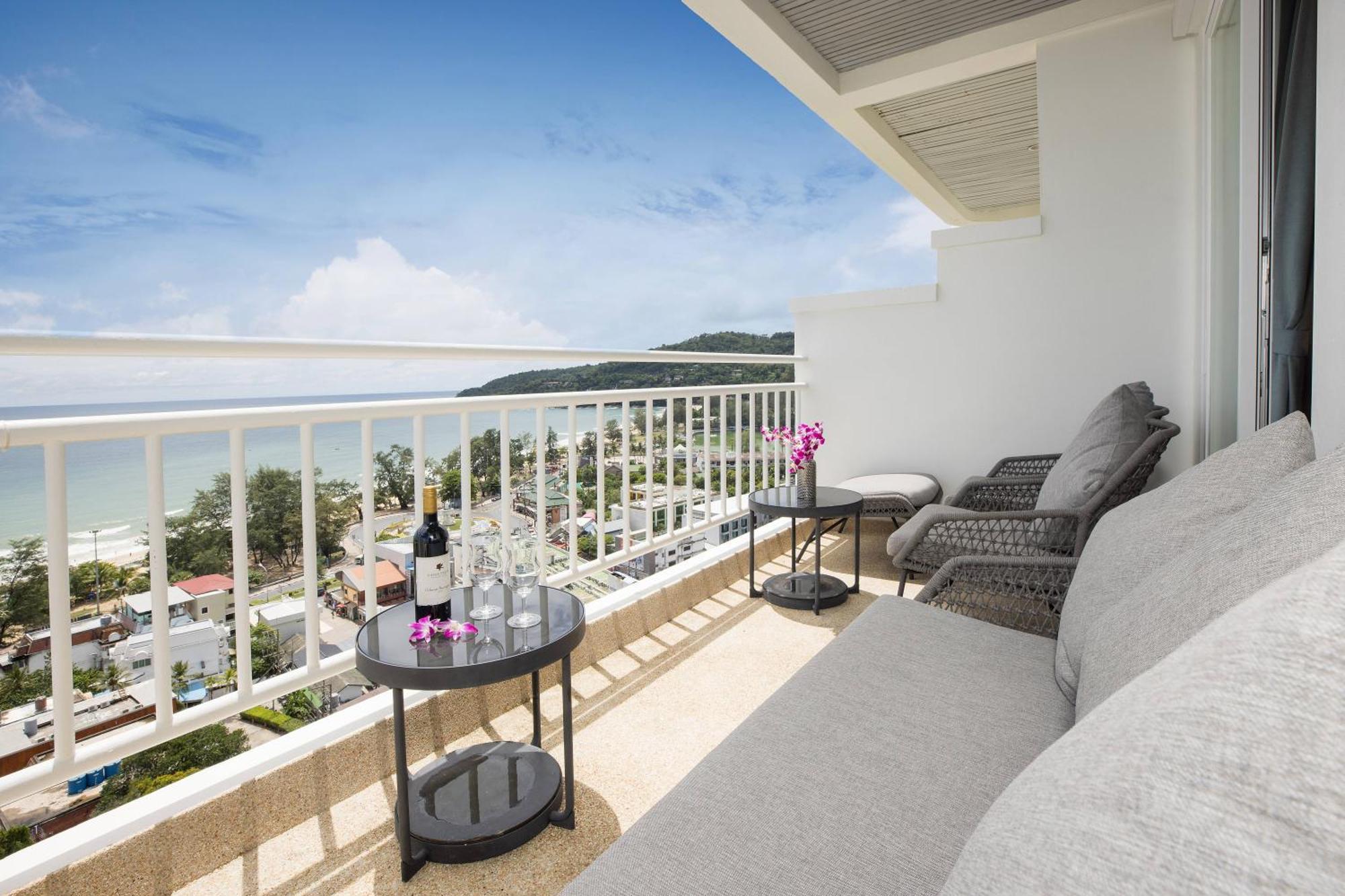 Apartment Chic Design & Full Seaview 2br 16c, Near Karon