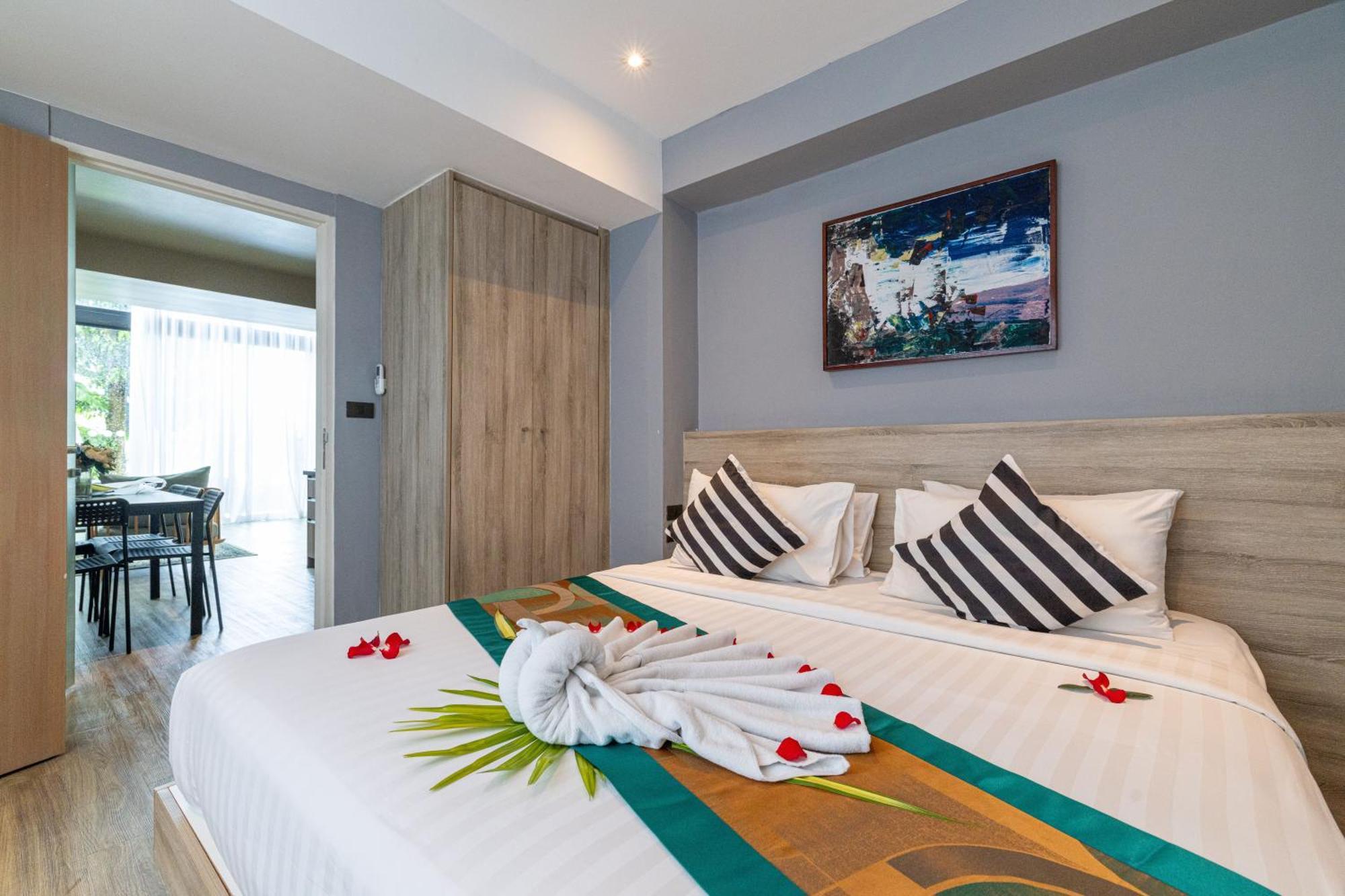 Hotel Antiya Phuket