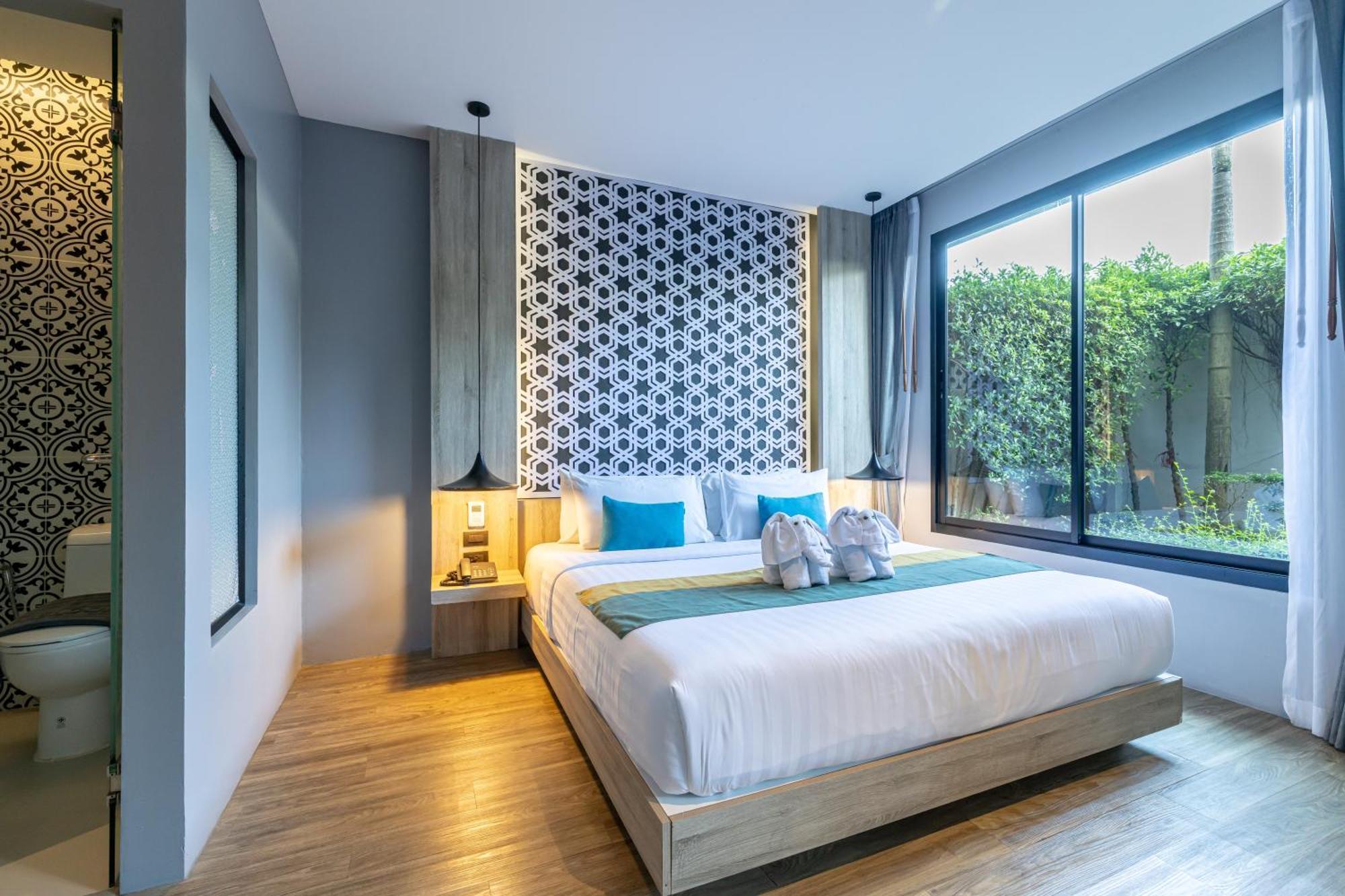 Hotel Antiya