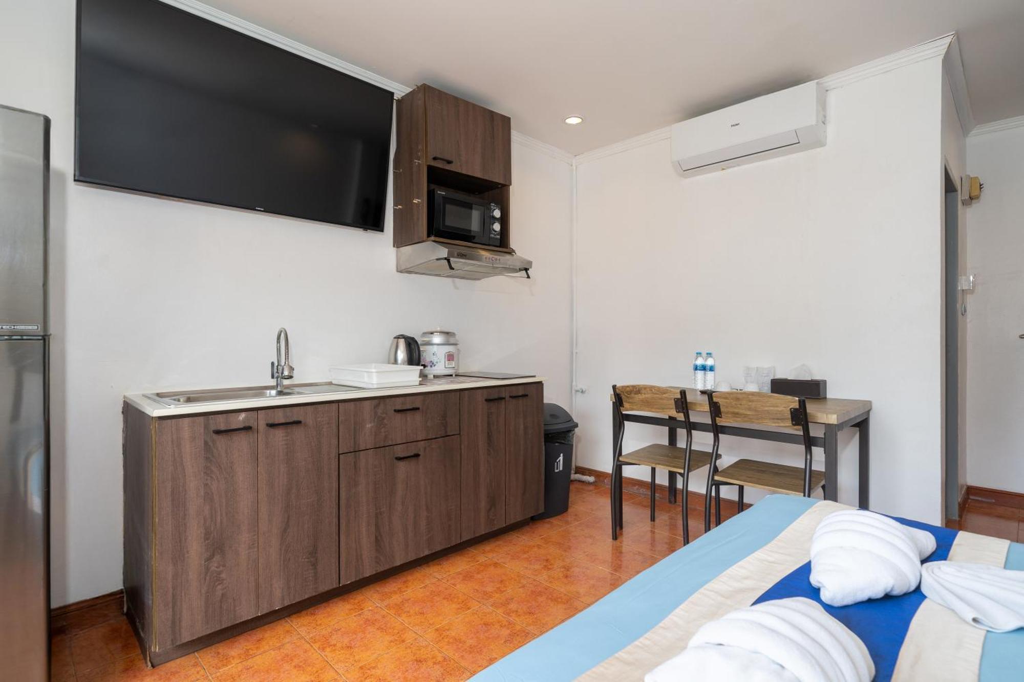 And Apartment Patong