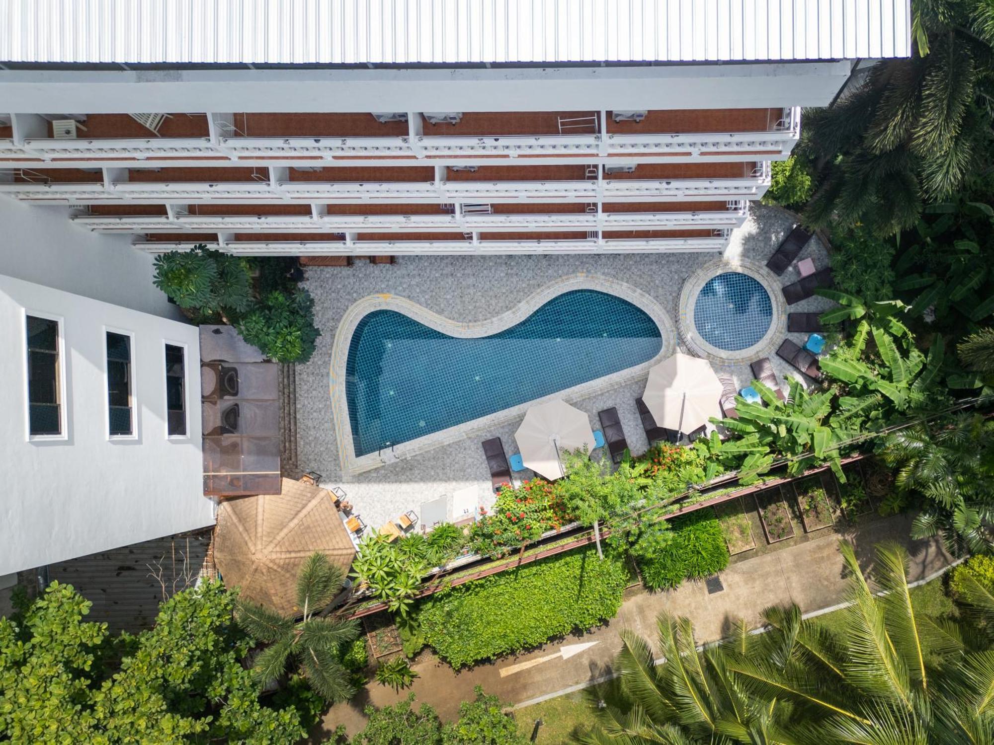 And Apartment Patong