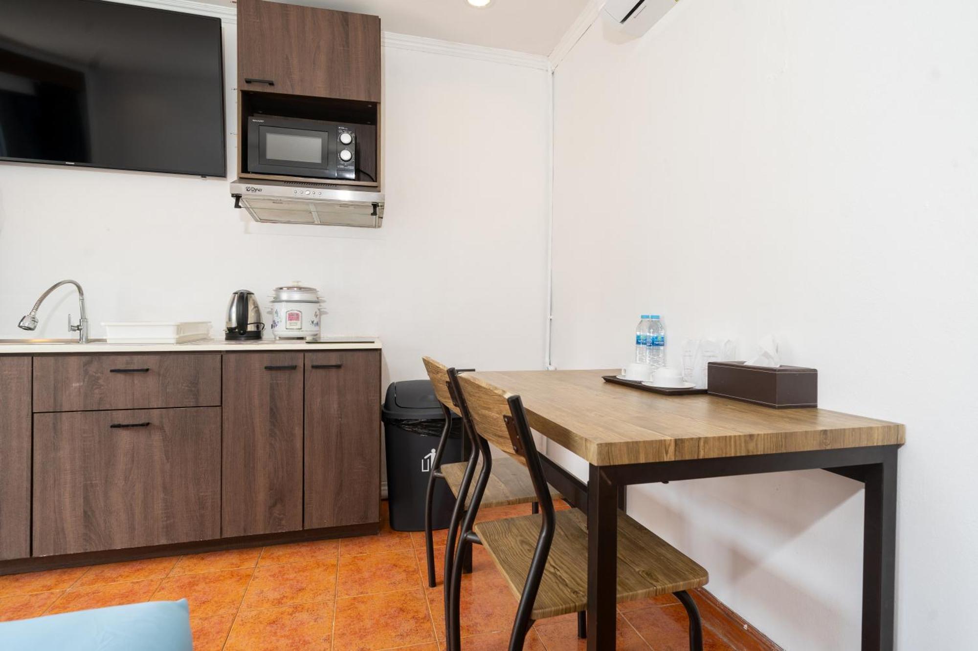 And Apartment Patong