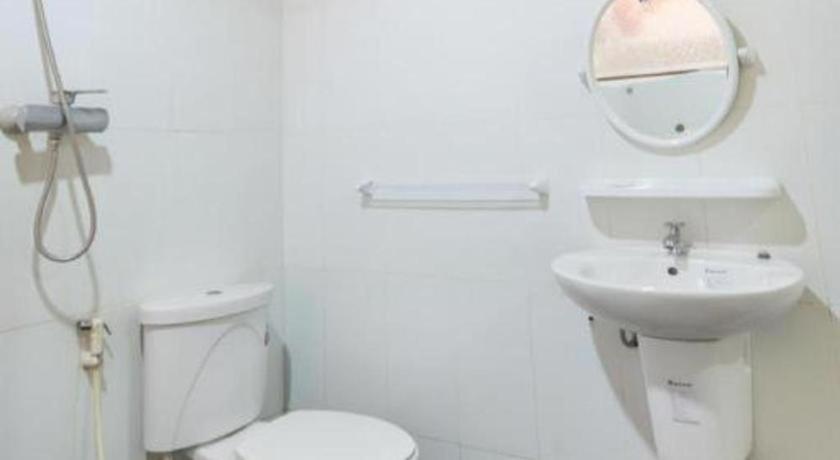 Oyo 1172 Goodnight 3* Phuket
