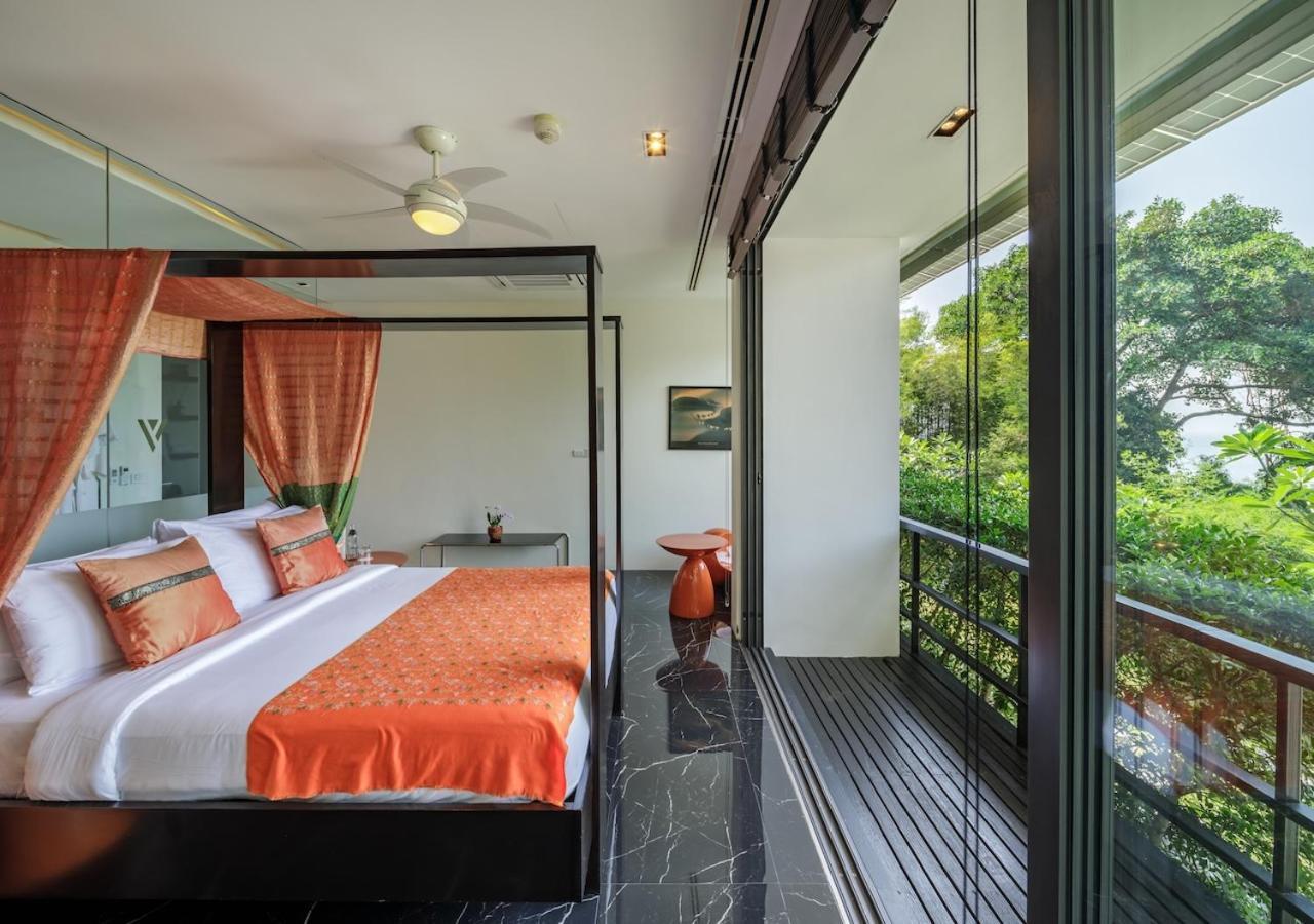 Yang, Private Oceanfront Villa, Kamala Beach