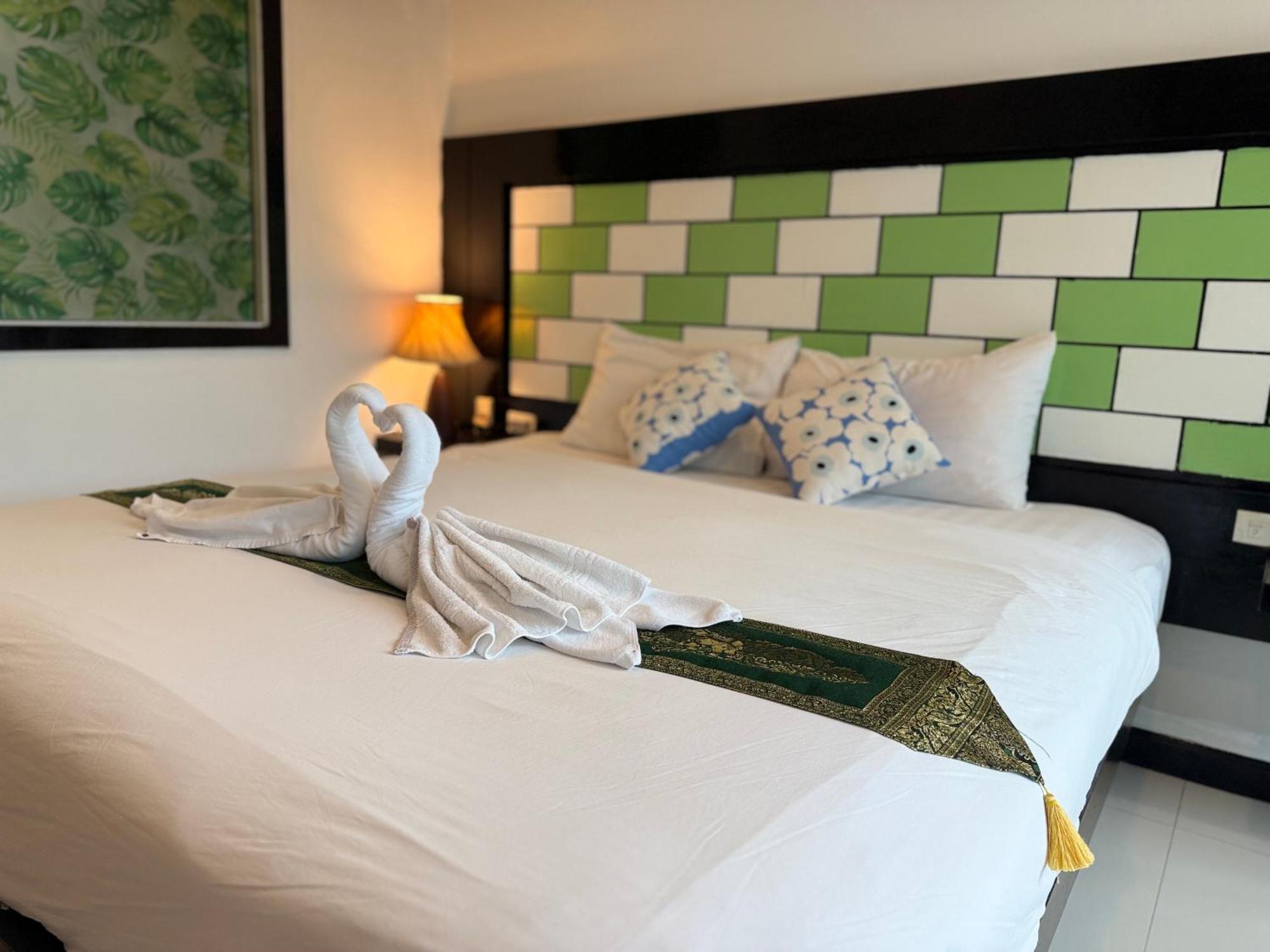 Cozy Hotel Patong