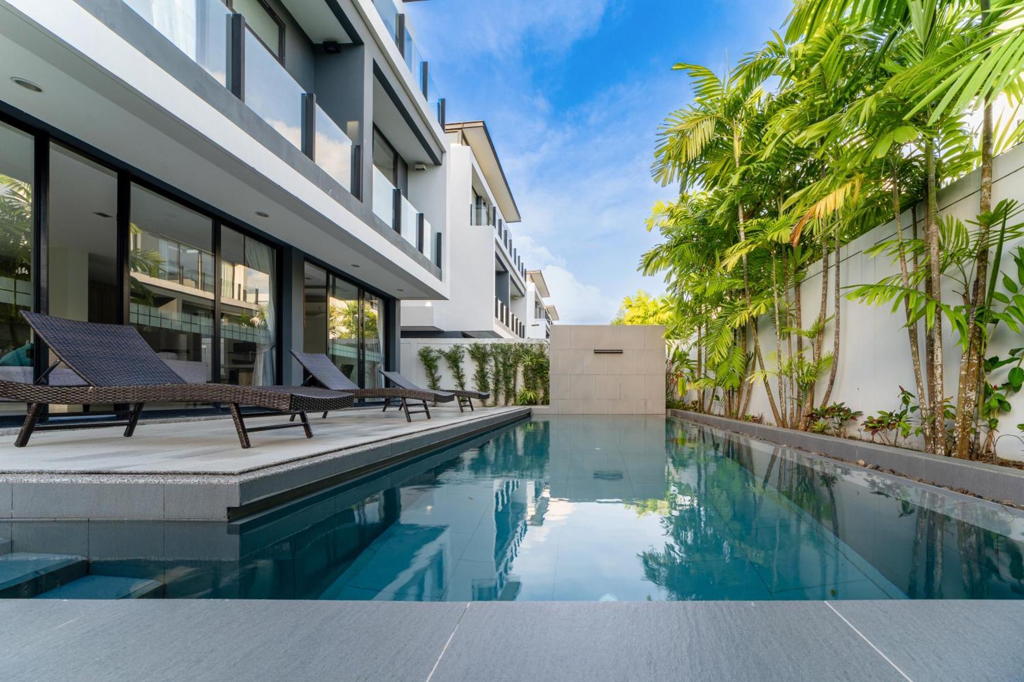 Modern Minimalist 6 Bedroom Light Luxury Private Pool Golf Course Laguna Park