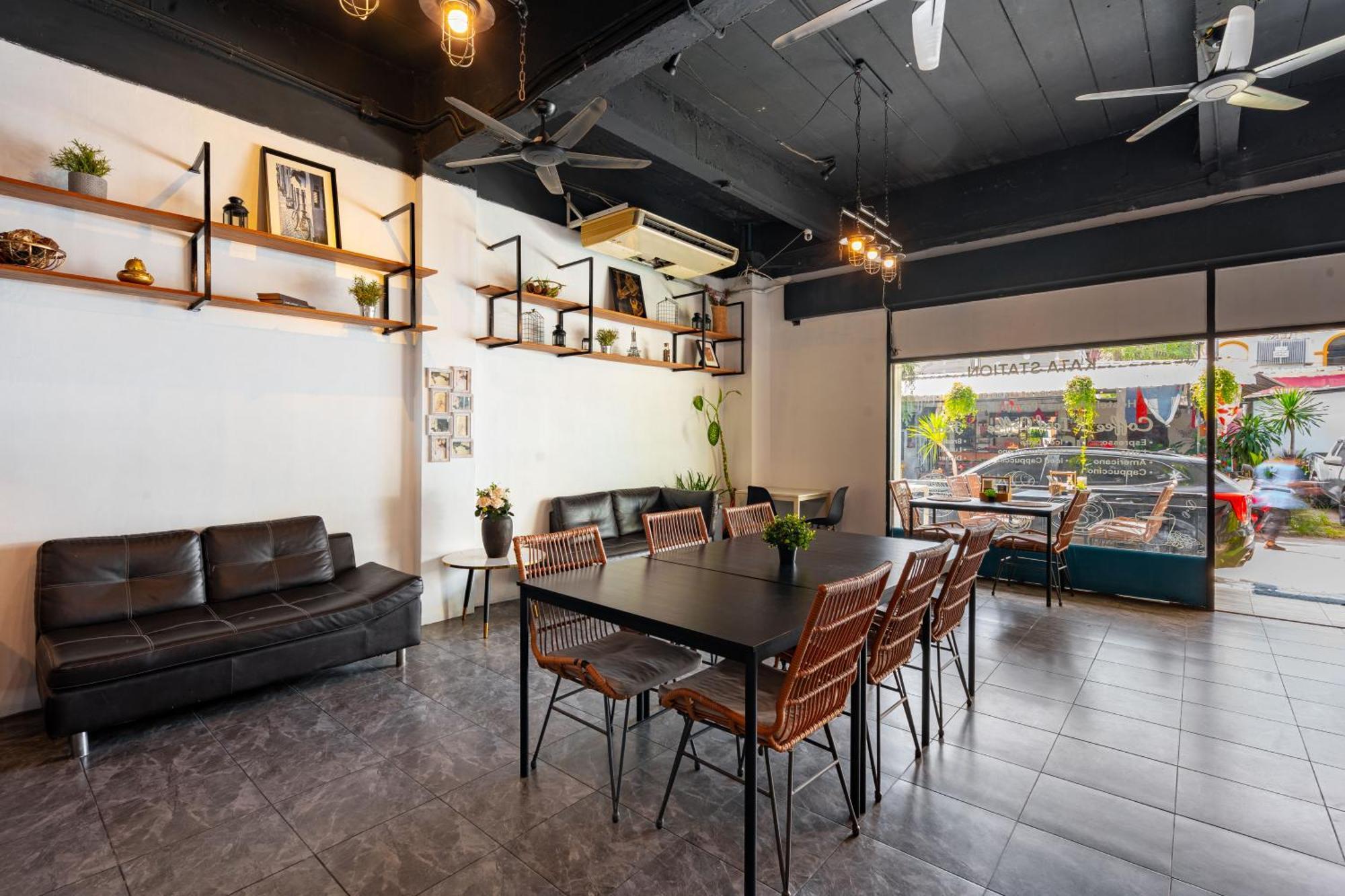 Station Boutique Kata Beach (Phuket)