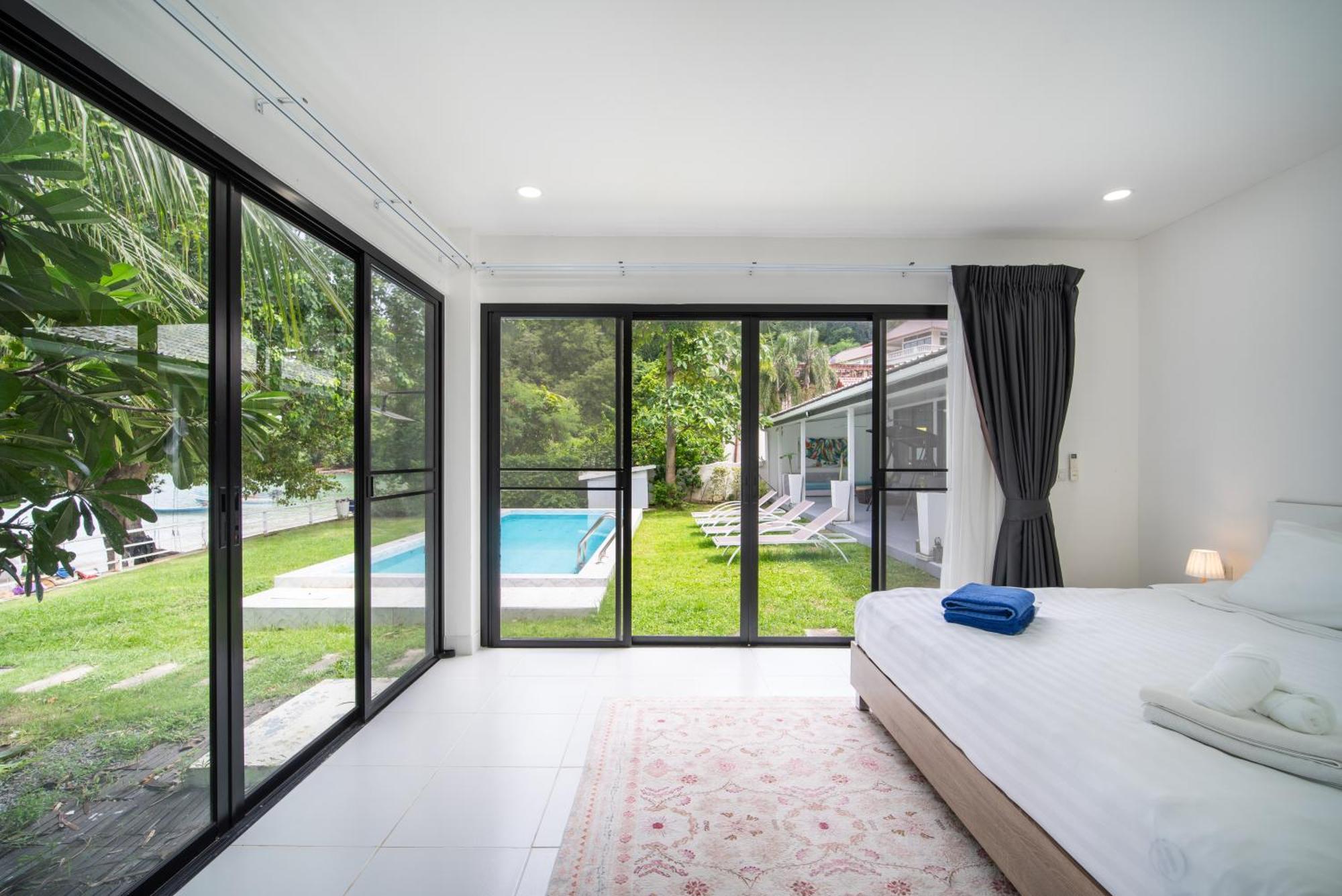 Mona Seaview Pool Front Aoyon Villa *