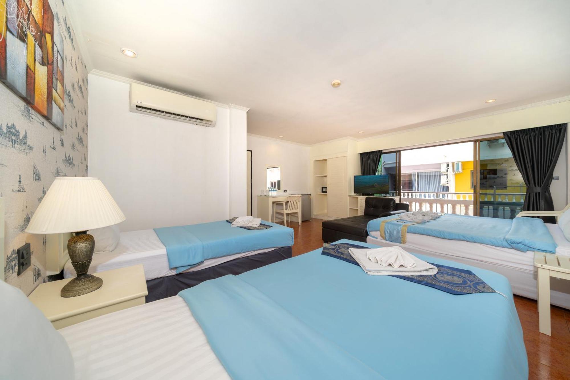 & Hotel