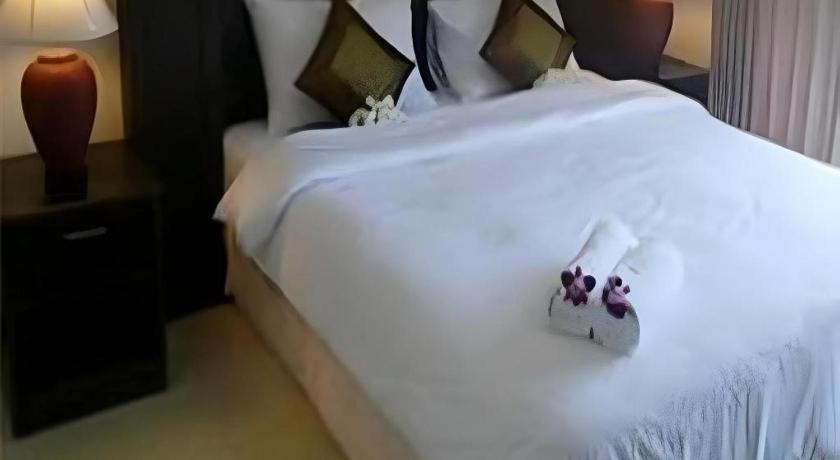 Phuyai Resort Kamala Beach