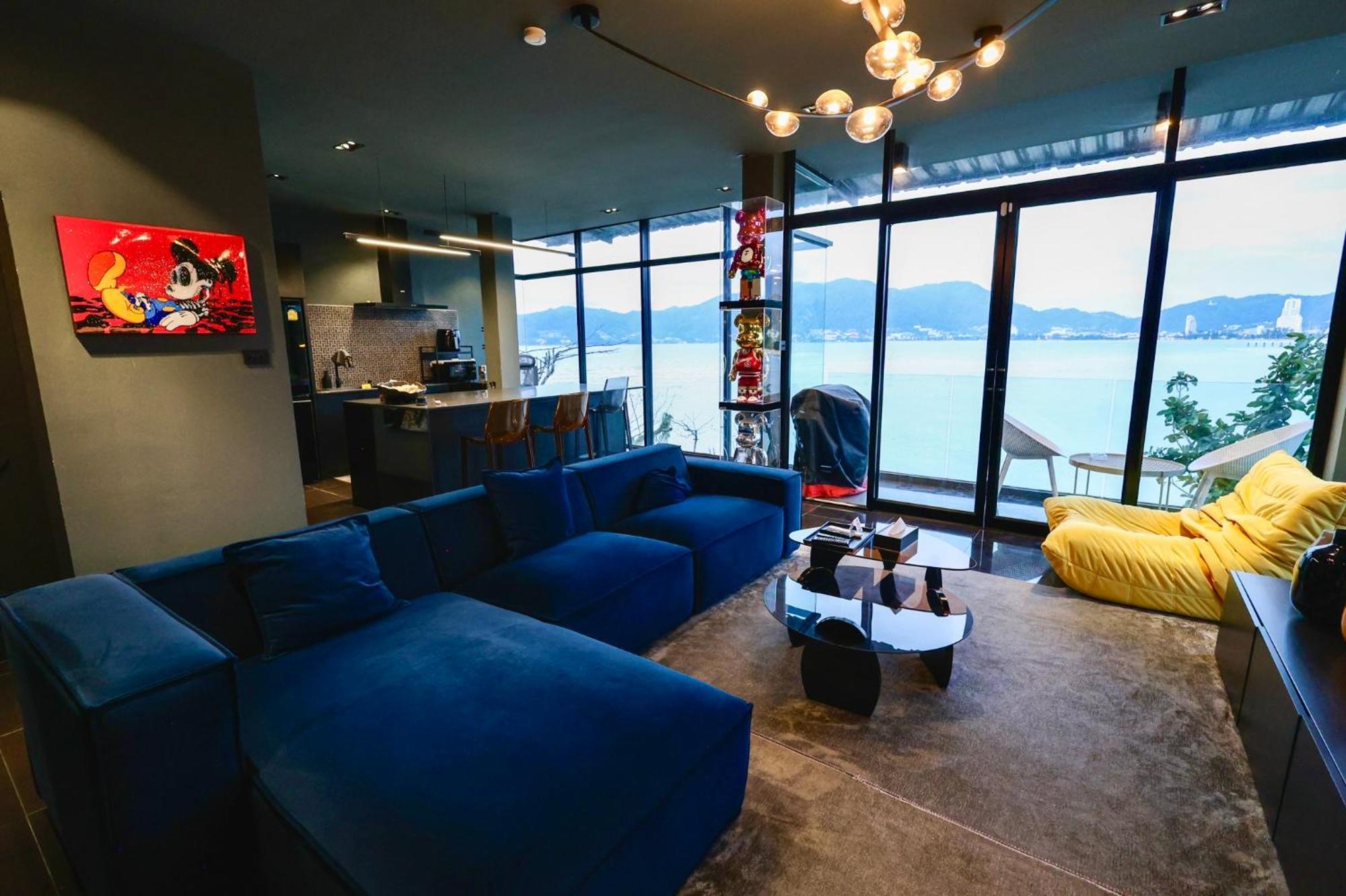 Tri Trang Beachfront With Stunning Views Pangsapuri