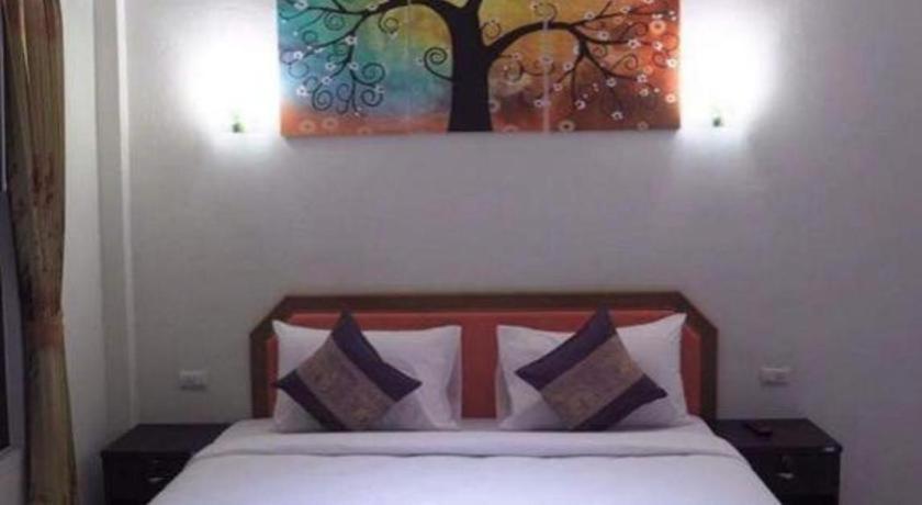 At Night Airport Resort 2*
