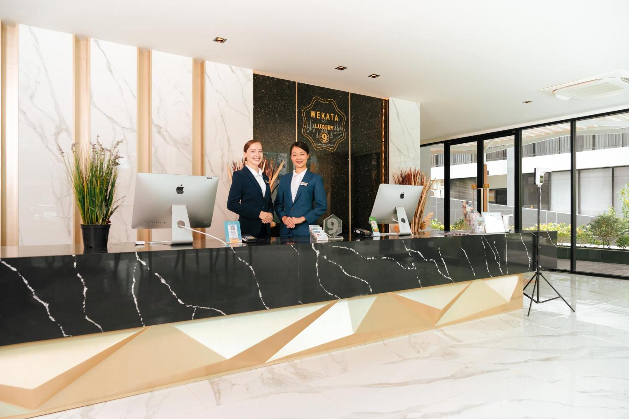 Wekata Luxury 4* Kata Beach (Phuket)