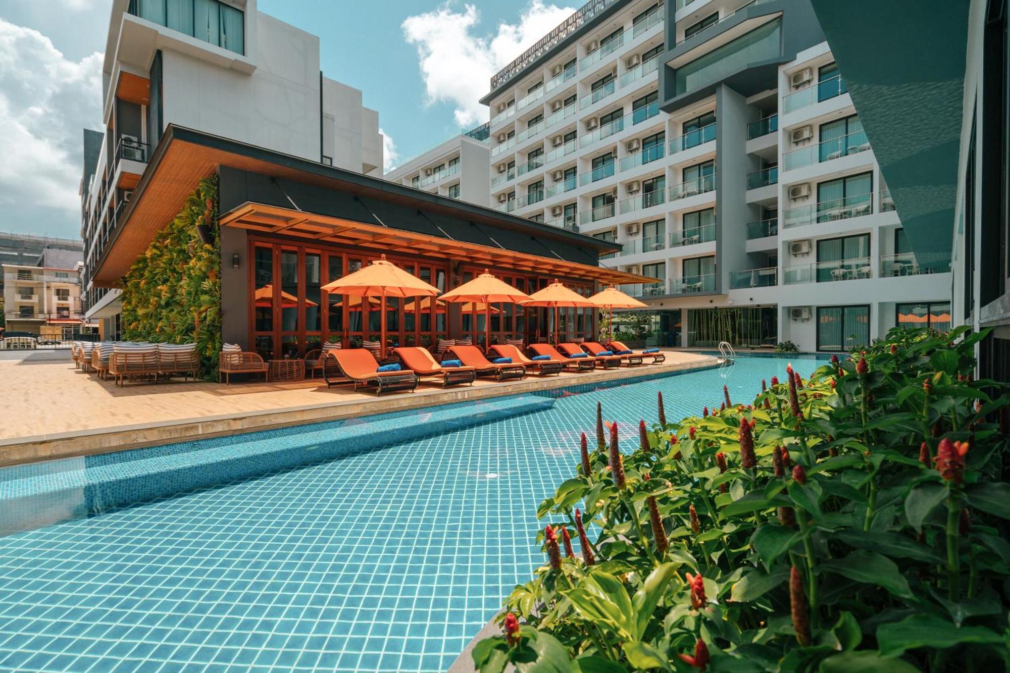 Wekata Luxury Kata Beach (Phuket)