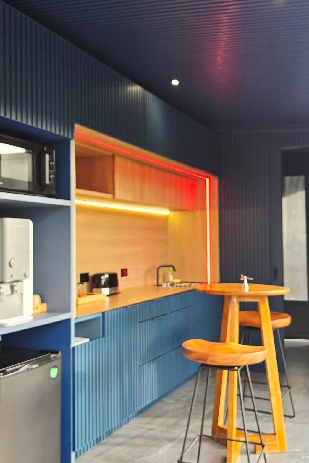 Innluxphuket Love hotel