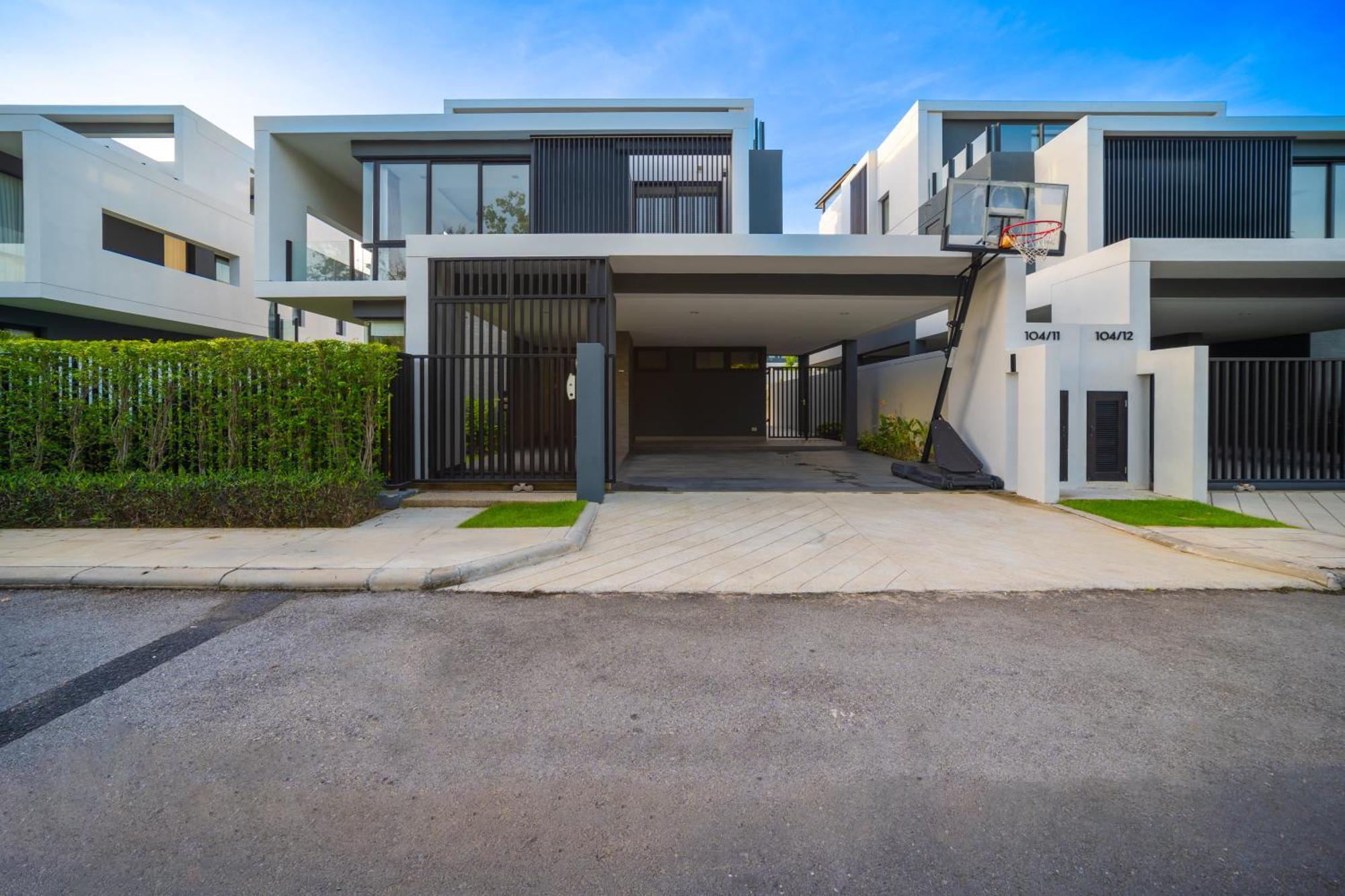 Modern Minimalist 6 Bedroom Light Luxury Private Pool Golf Course Laguna Park * Ban Phru Champa