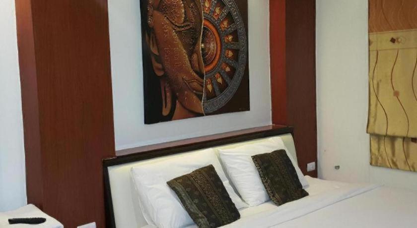 Ilmare Place 2*