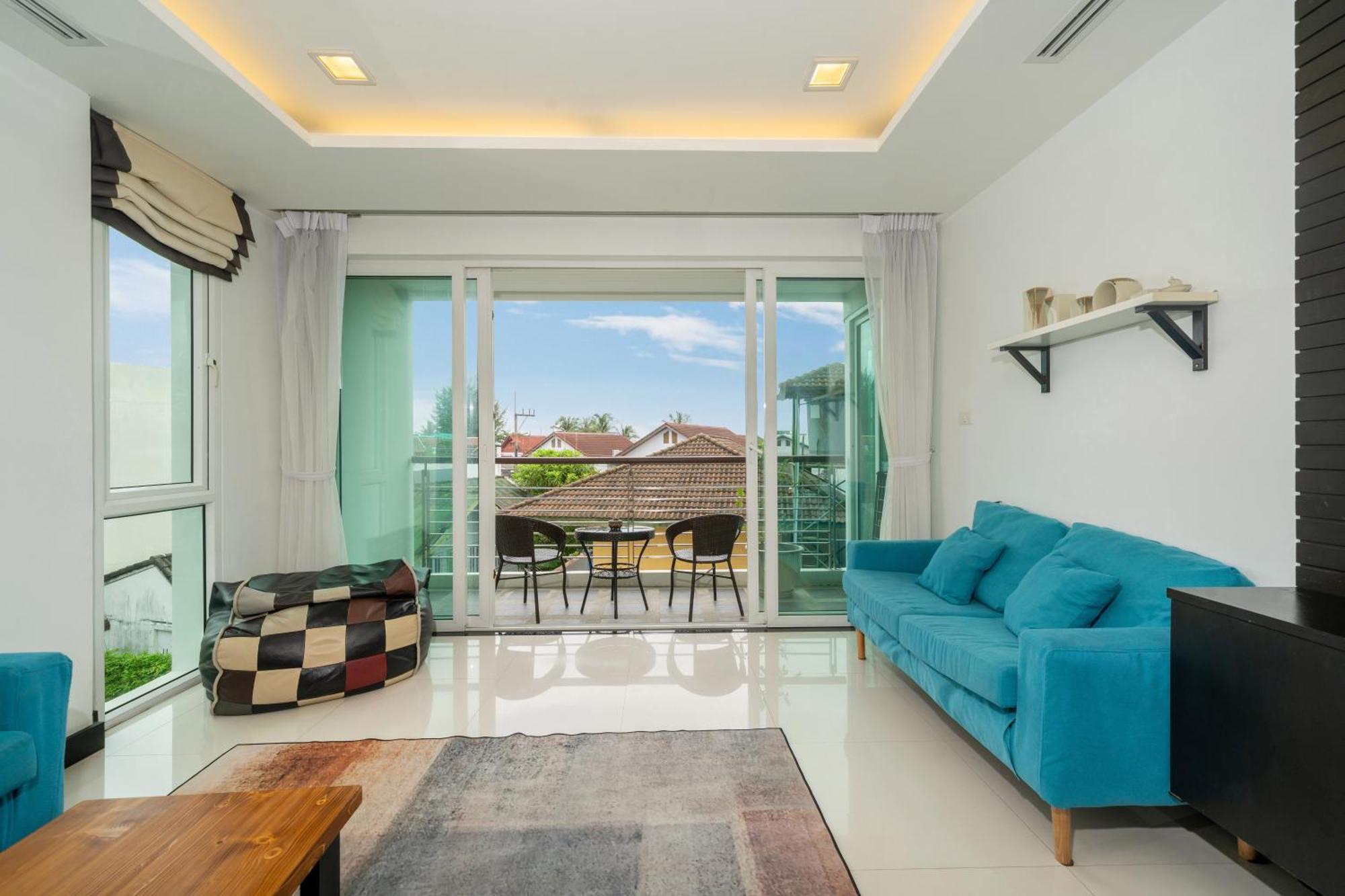 Apartment At Palms, 100 Meters To