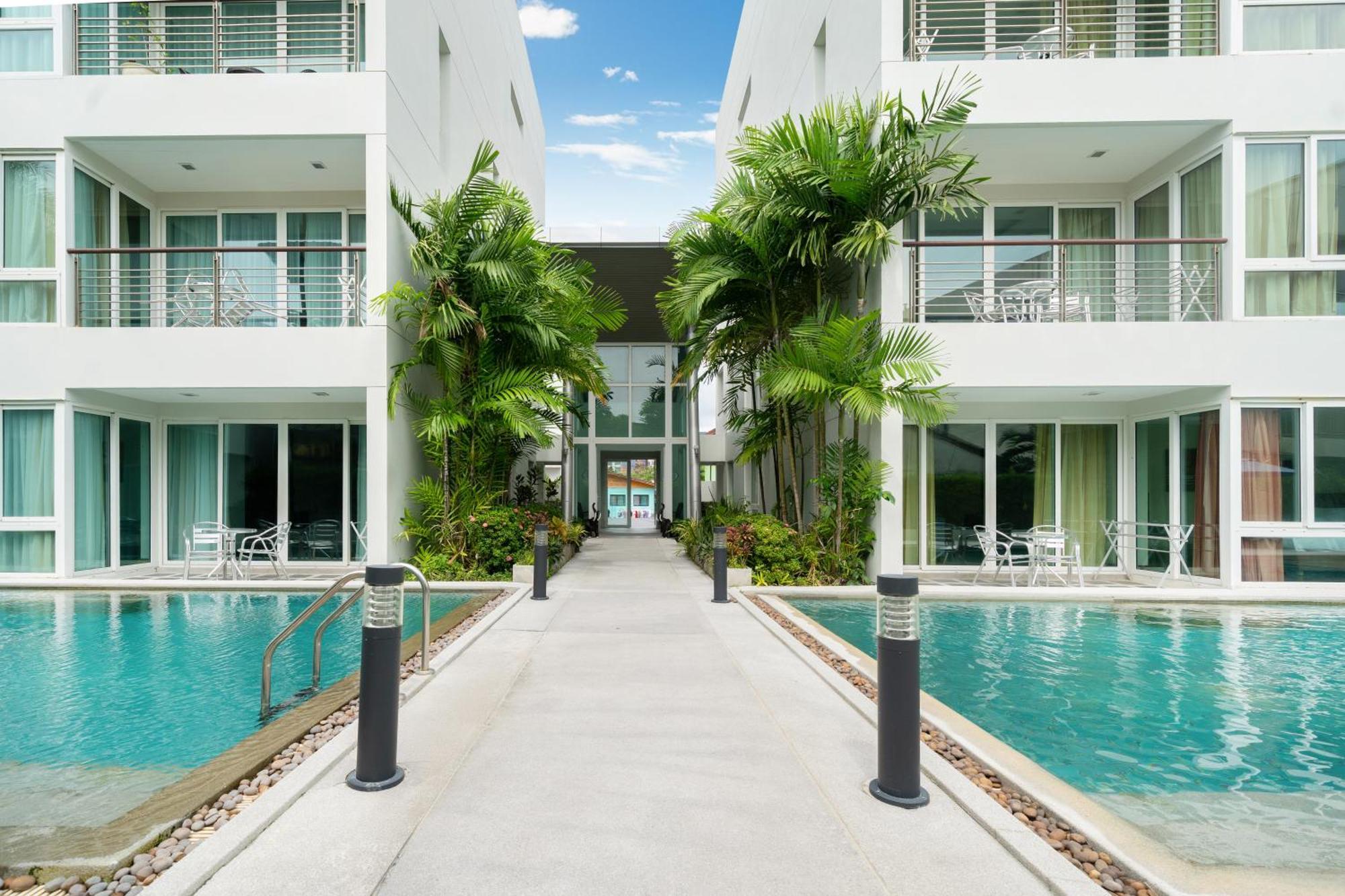 At Palms, 100 Meters To Apartment *