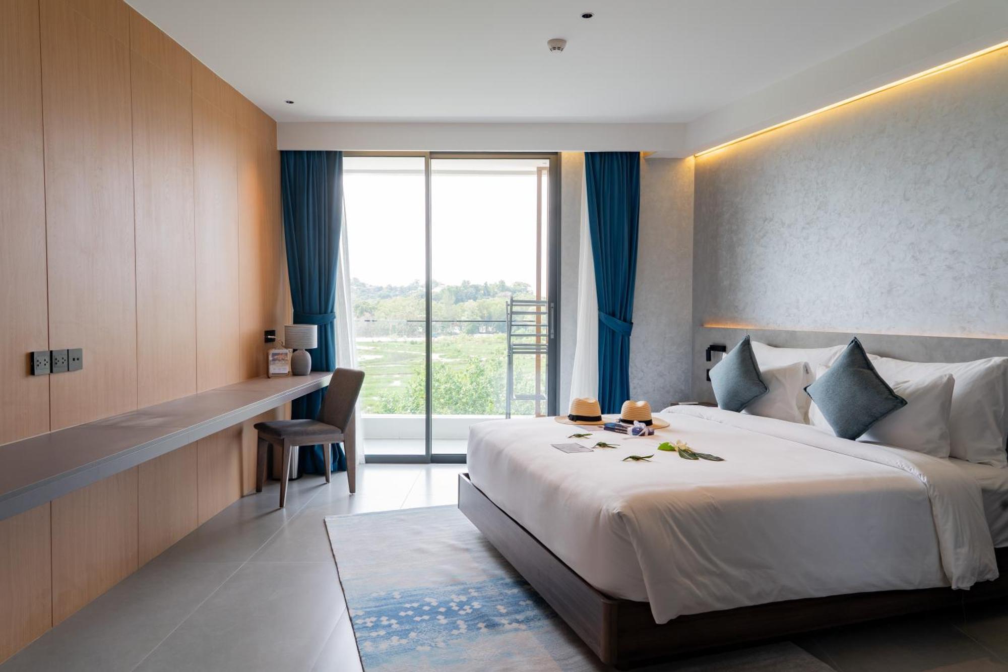 Kora Phuket 5*