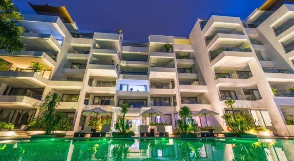 Sansuri Surin Beach (Phuket)