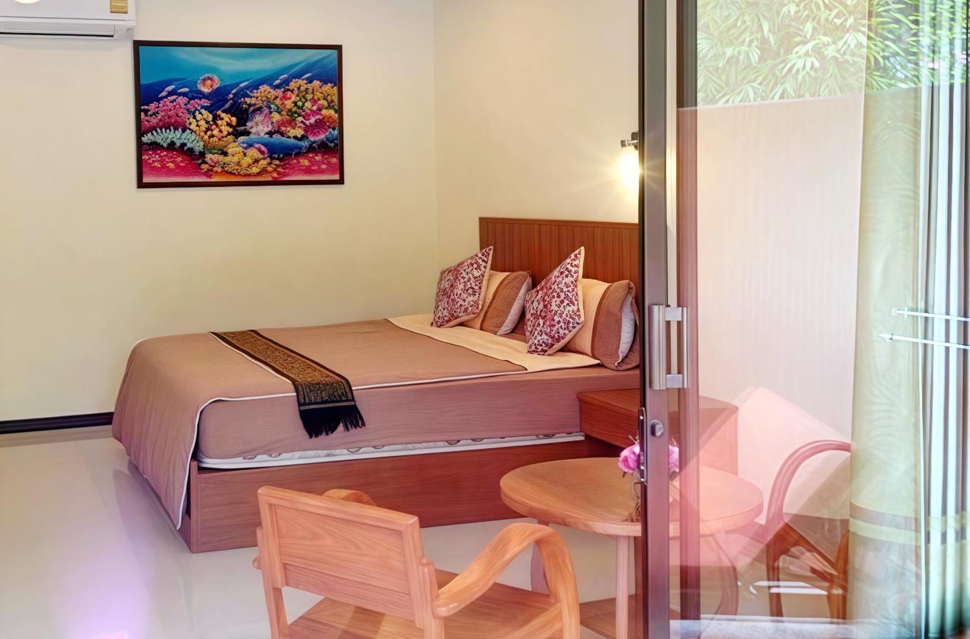 Oya International Phuket Hotel Ban Suan (Phuket)