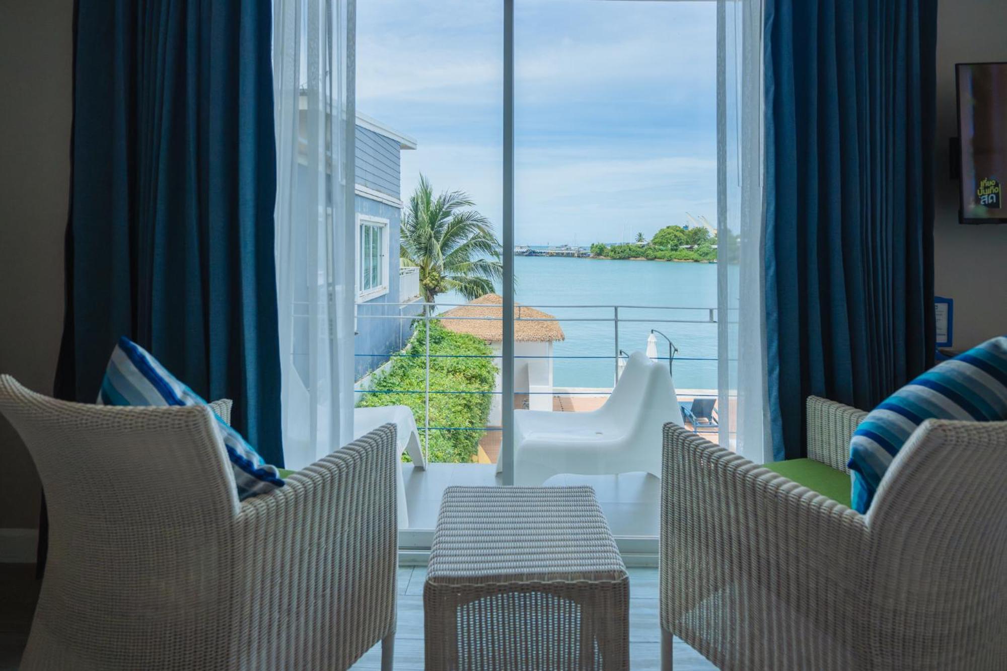 Hotel Phuket Boat Quay